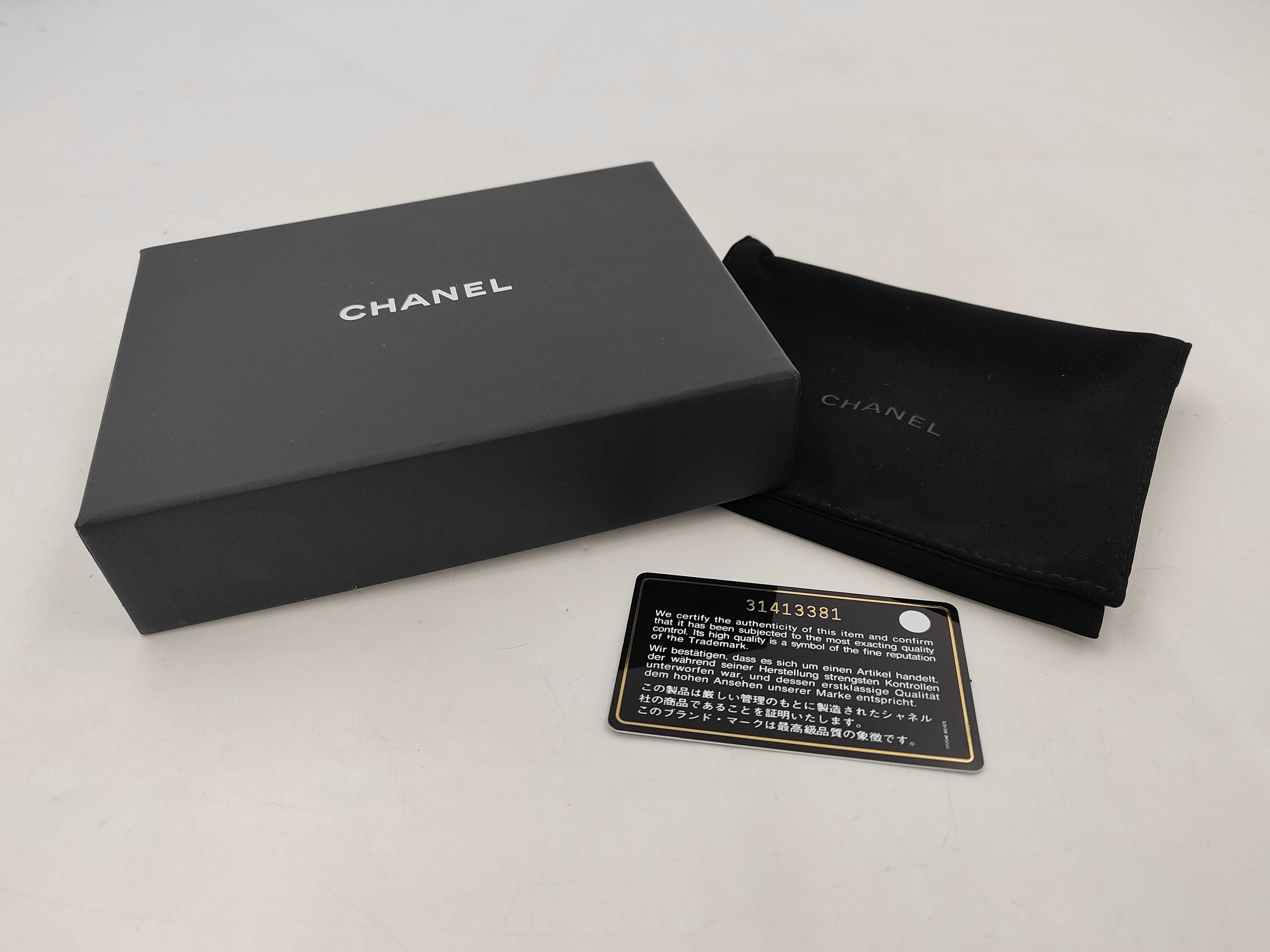 Boy Chanel Small Wallet — view 9