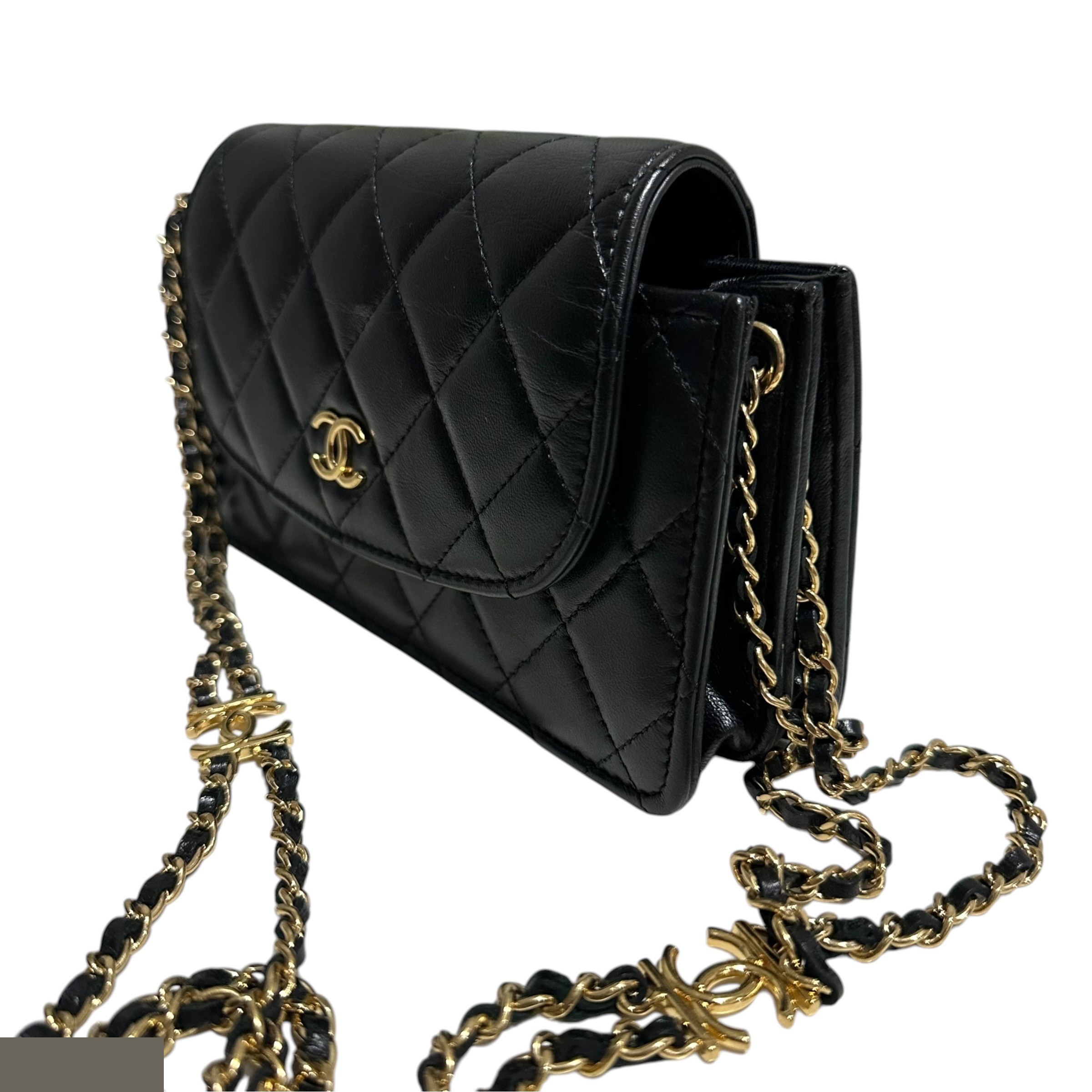Matelassé Lambskin Mini Chain Clutch Shoulder Bag AP2999 — view 3