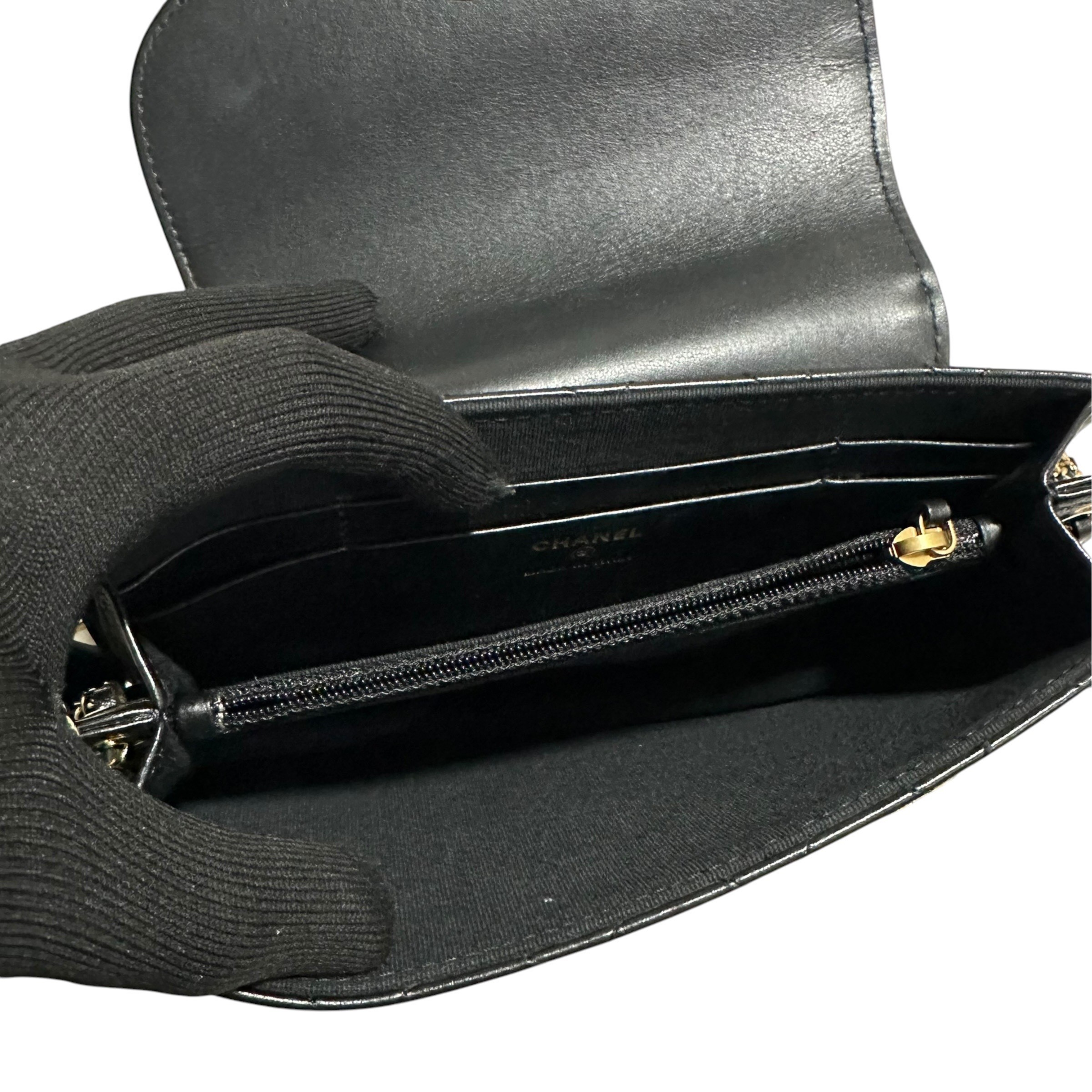 Matelassé Lambskin Mini Chain Clutch Shoulder Bag AP2999 — view 9