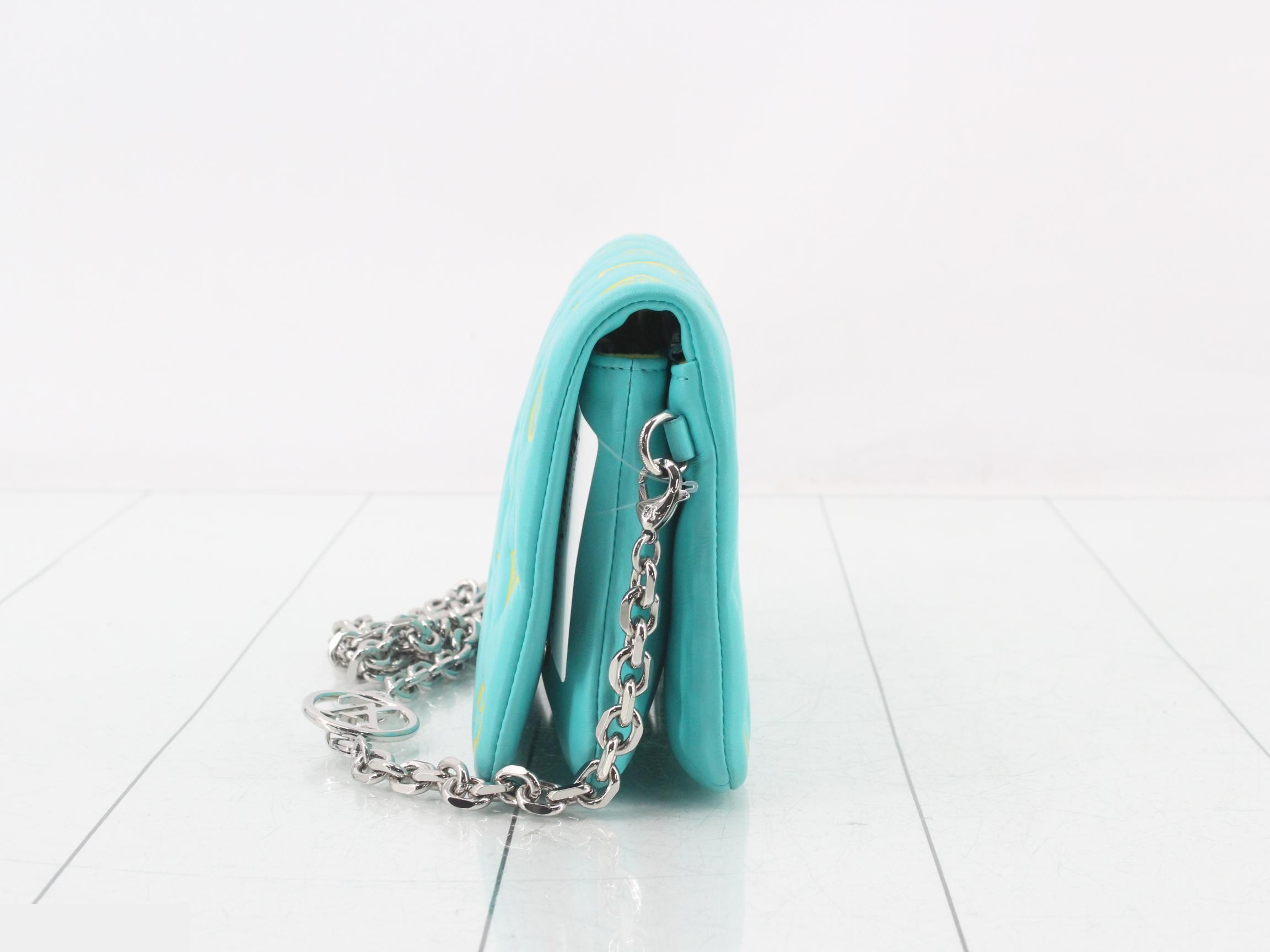 M80744 Pochette Cushion Turquoise Chain Strap — view 3