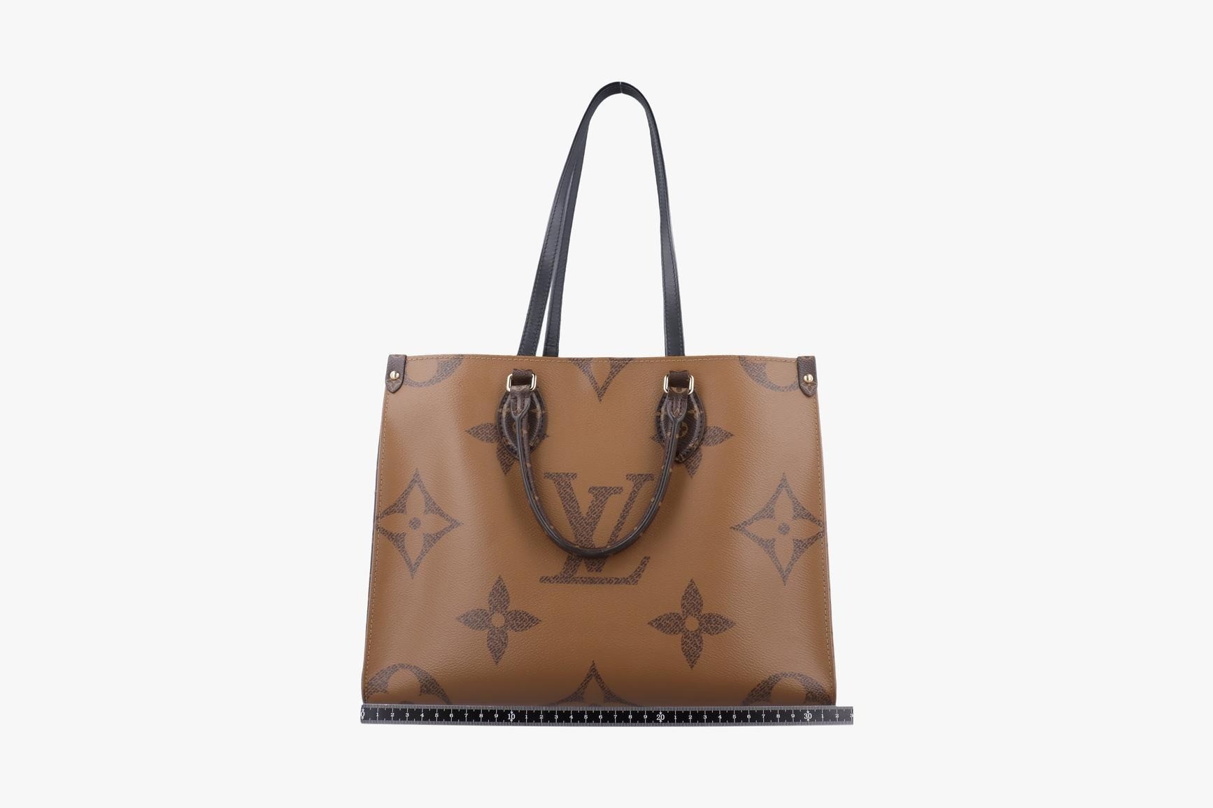 OnTheGo MM Monogram Canvas Monogram/Brown — view 2