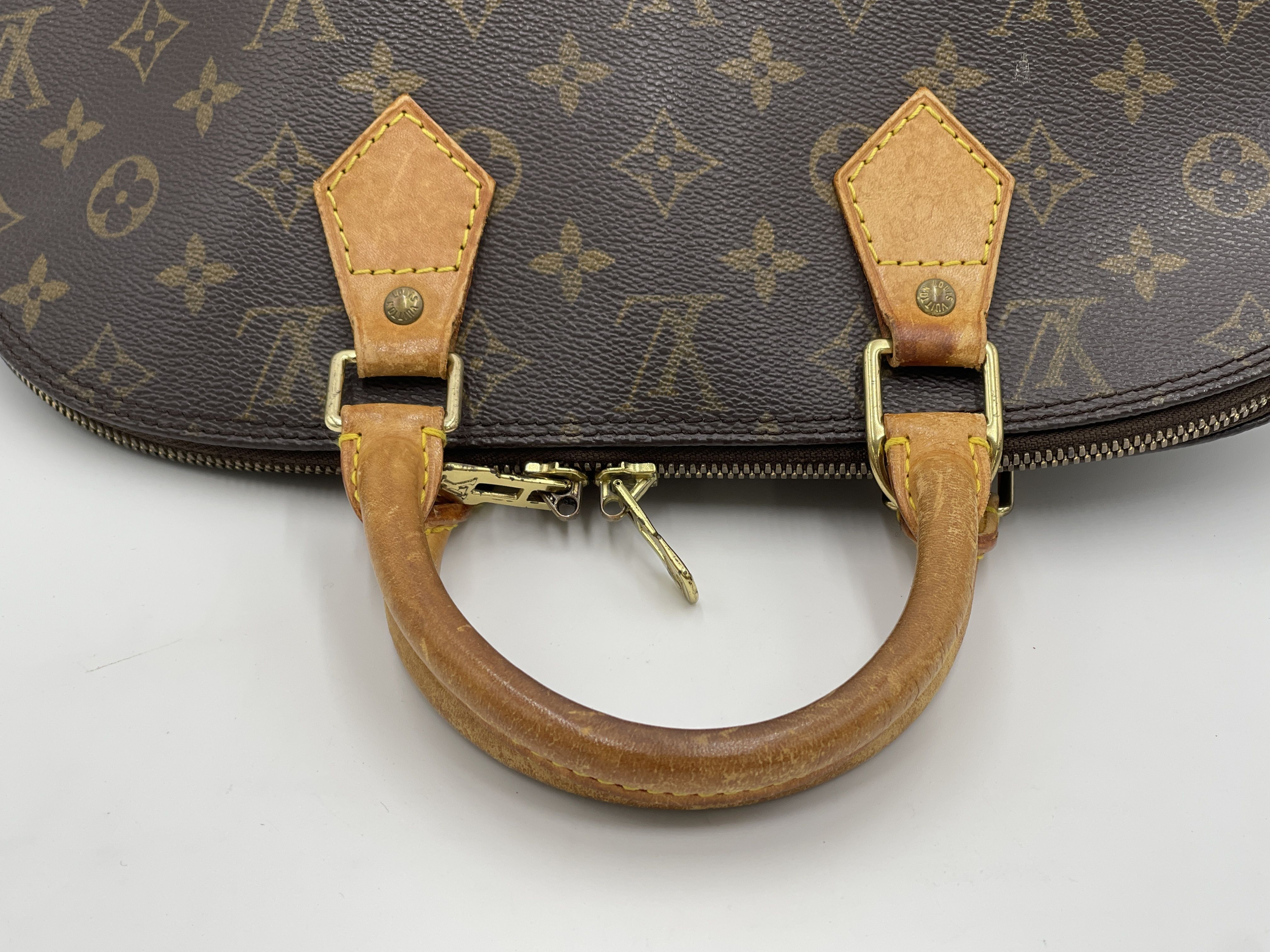Monogram Alma PM M51130 VI0977 Handbag — view 5