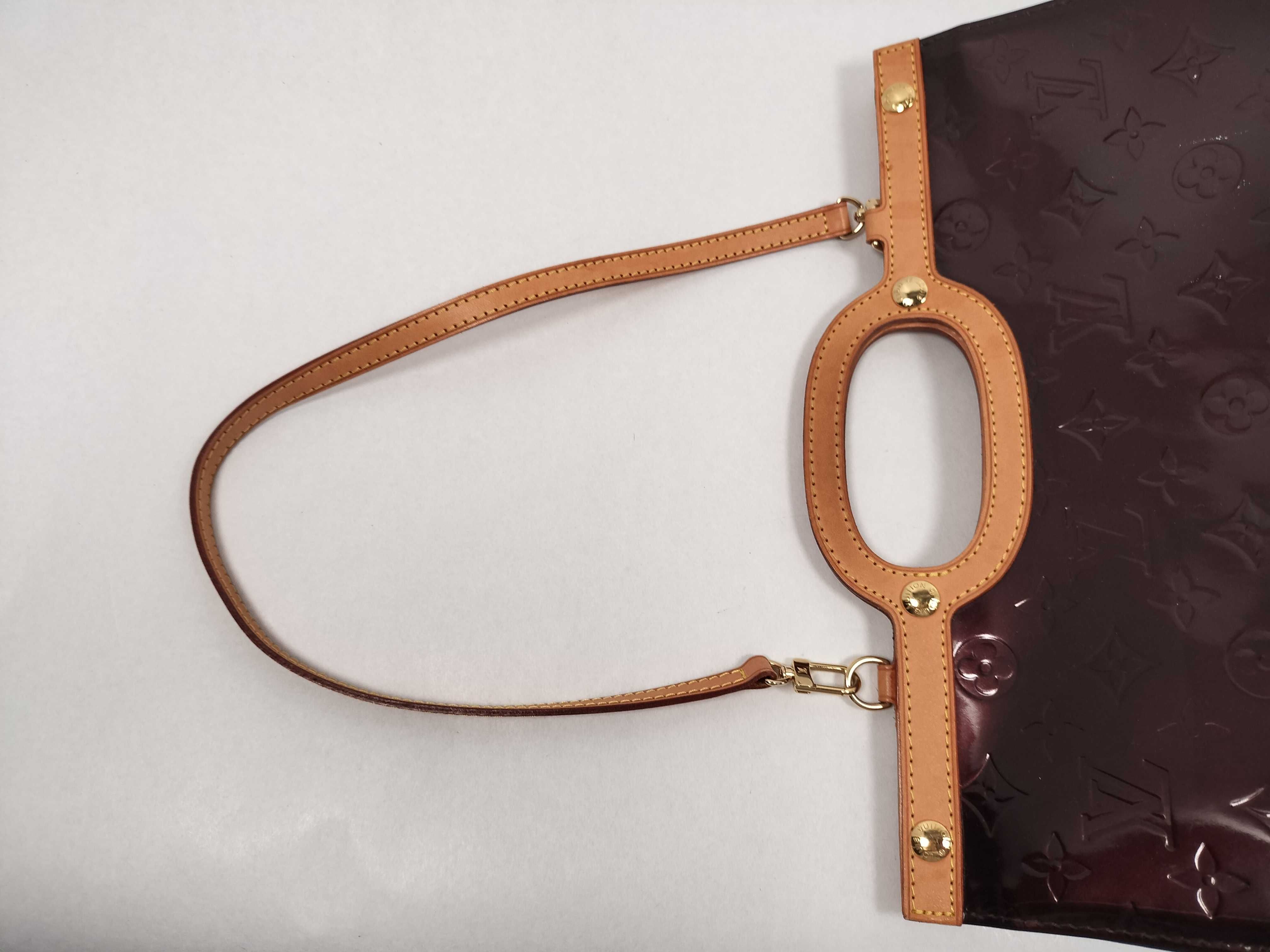 Vernis Amarante Roxbury Drive M91995 Shoulder Bag — view 3