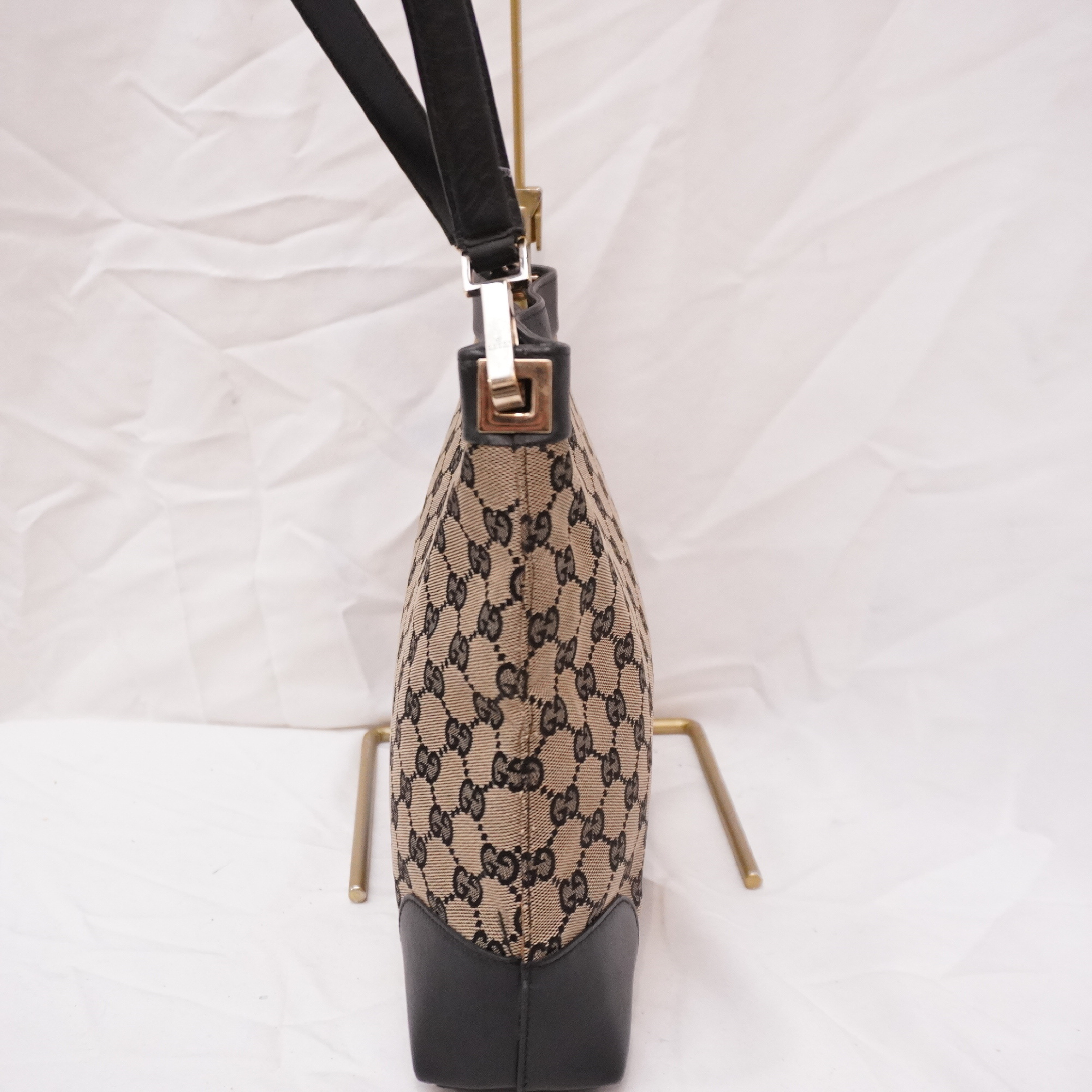 GG One-Shoulder Bag — view 12