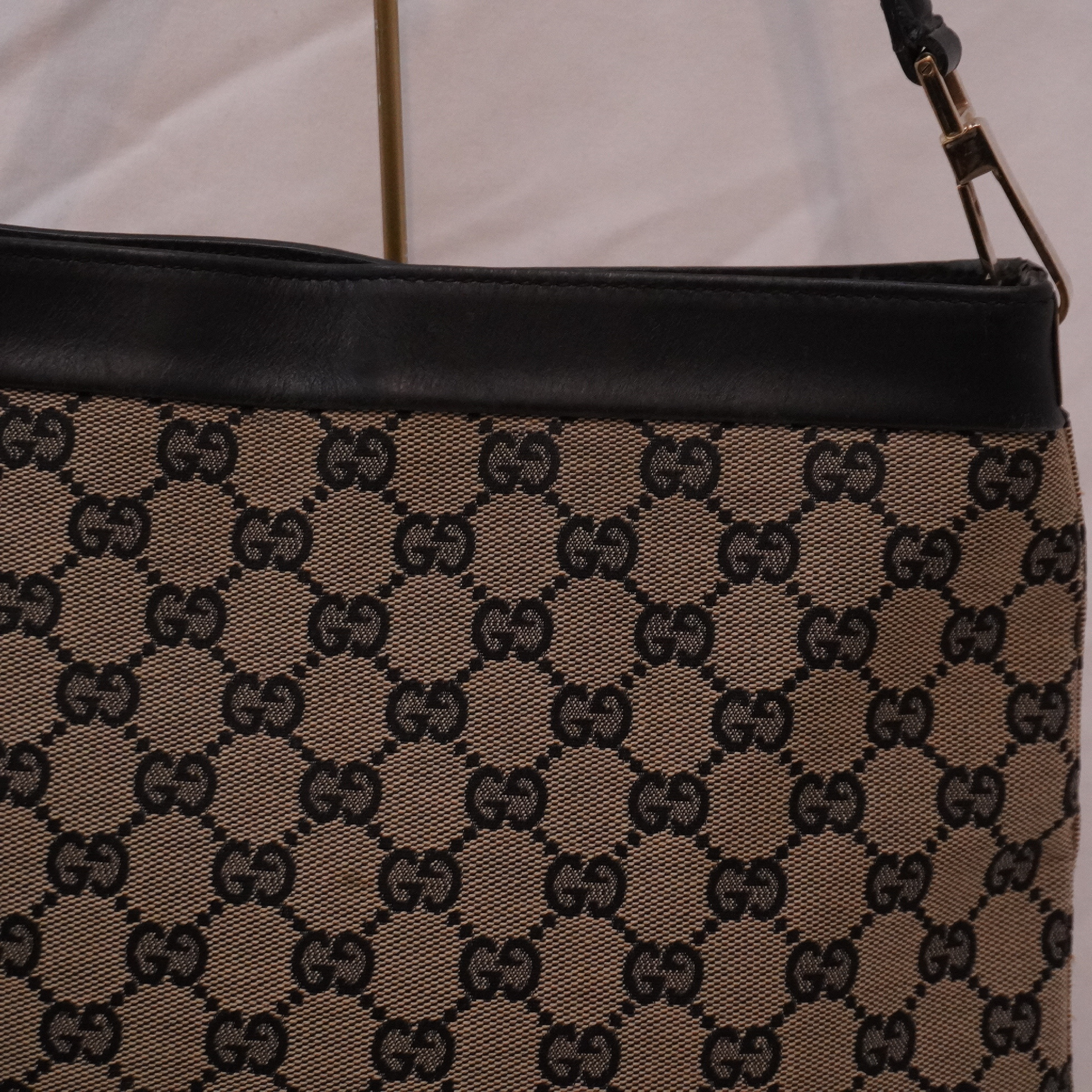GG One-Shoulder Bag — view 5