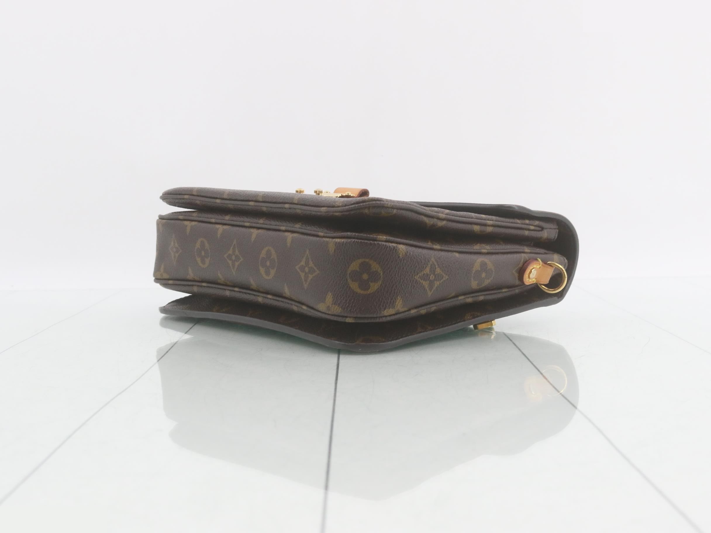 Monogram Pochette Metis MM 2-Way Handbag — view 6