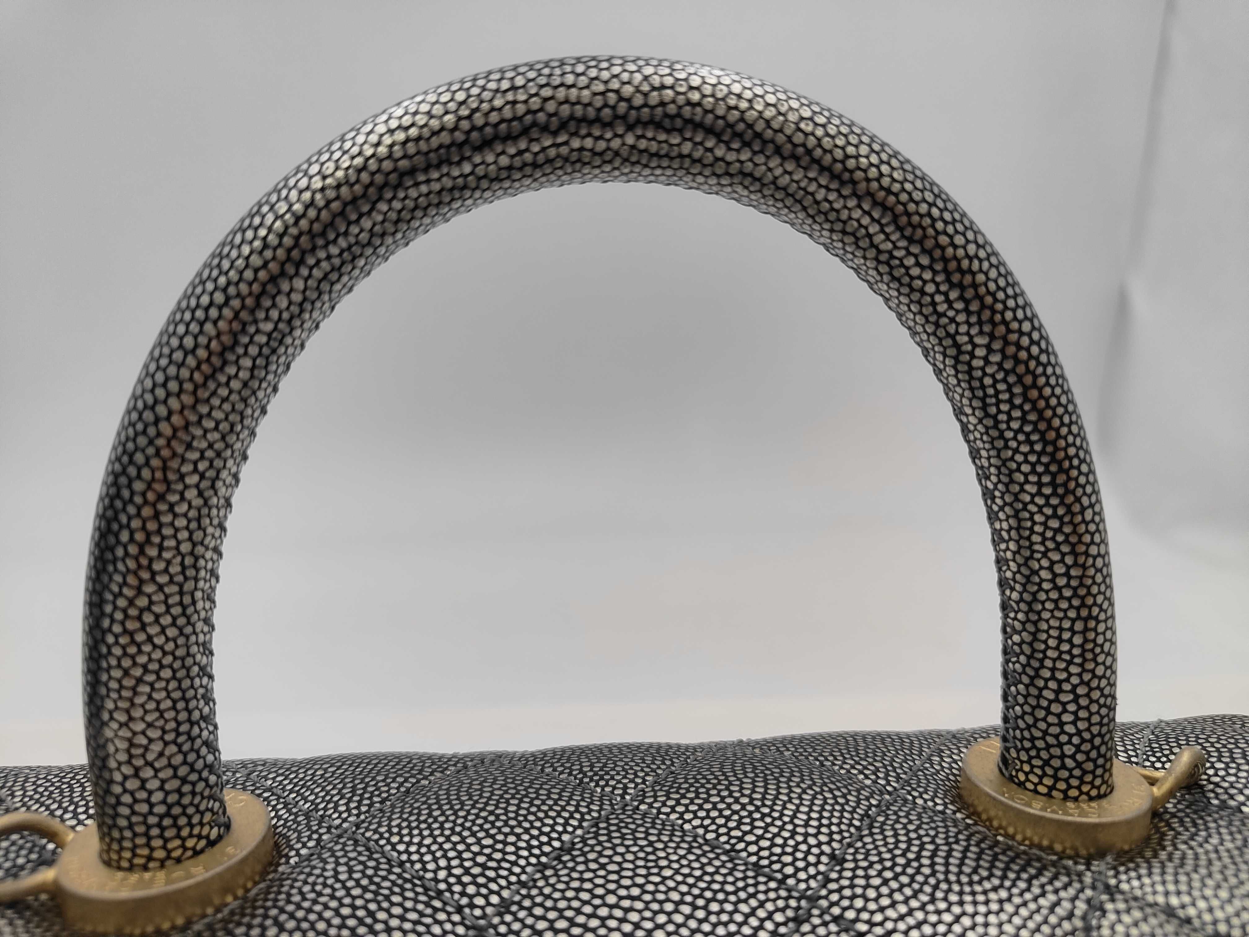 Top Handle Flap Bag / Matelassé / Coco Handle XS Handbag A92990 Silver Vintage Gold Hardware Caviar Skin 28338372 — view 4