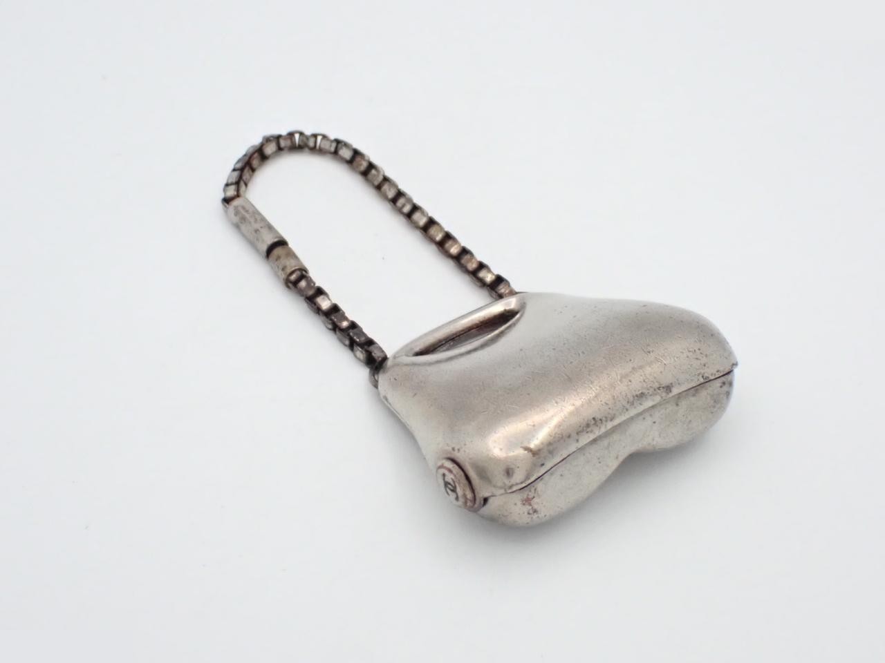 Hip Charm — view 2