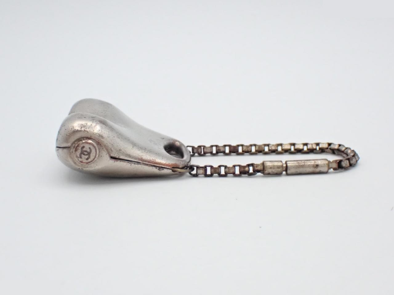Hip Charm — view 3
