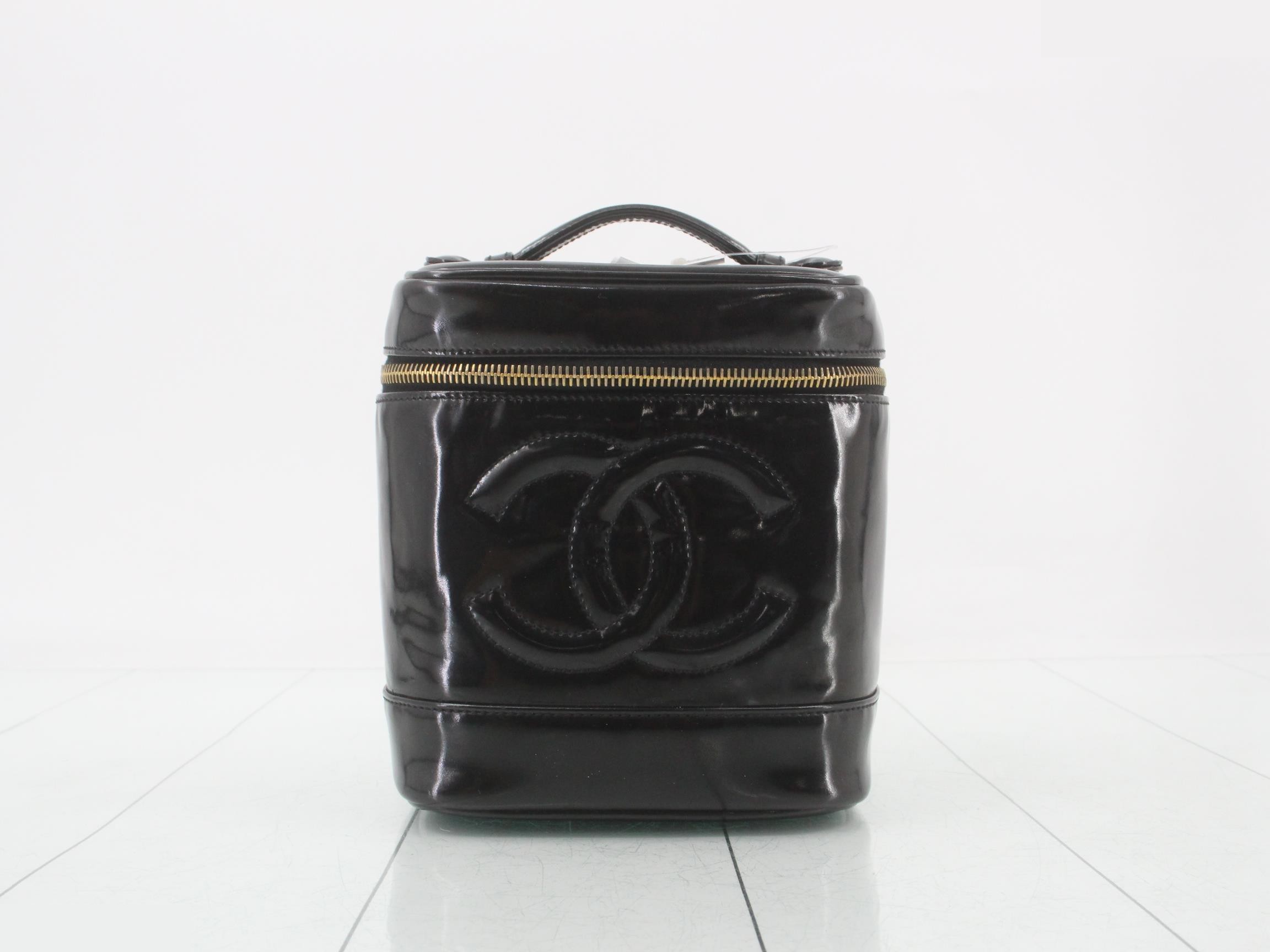 Enamel (bag) / Handbag