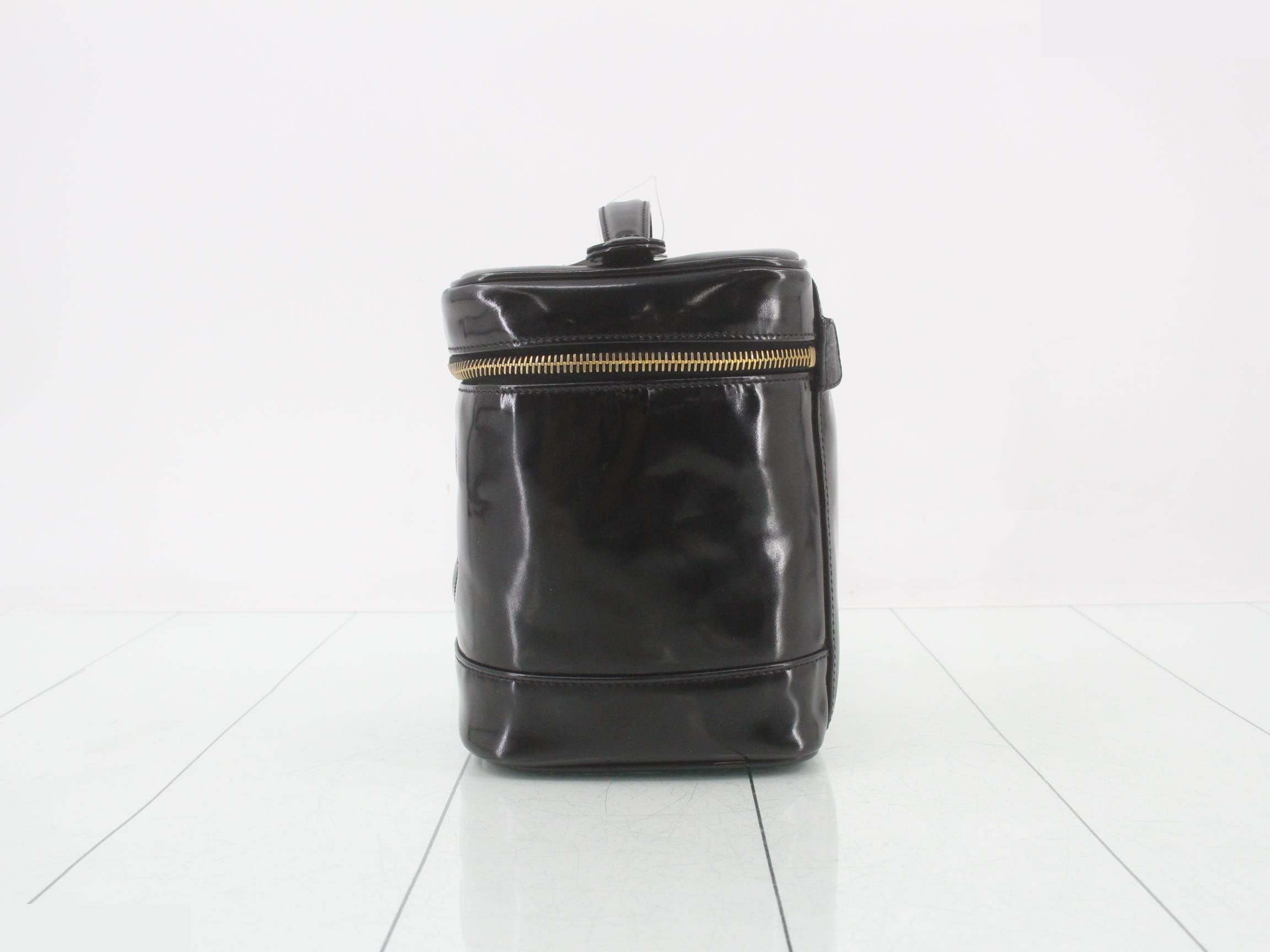 Enamel (bag) / Handbag — view 3