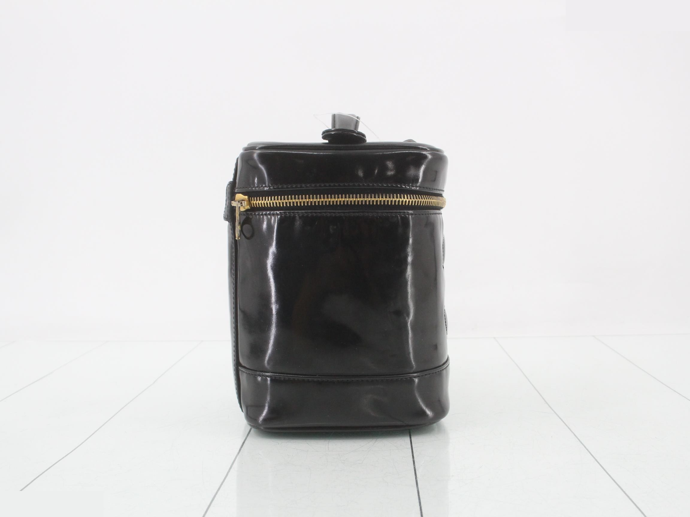 Enamel (bag) / Handbag — view 4