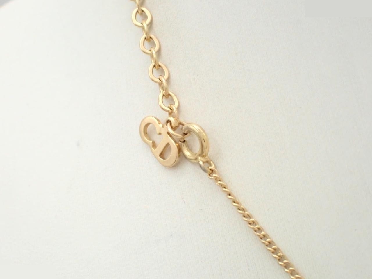 Gold necklace, chain approximately 42cm — view 2
