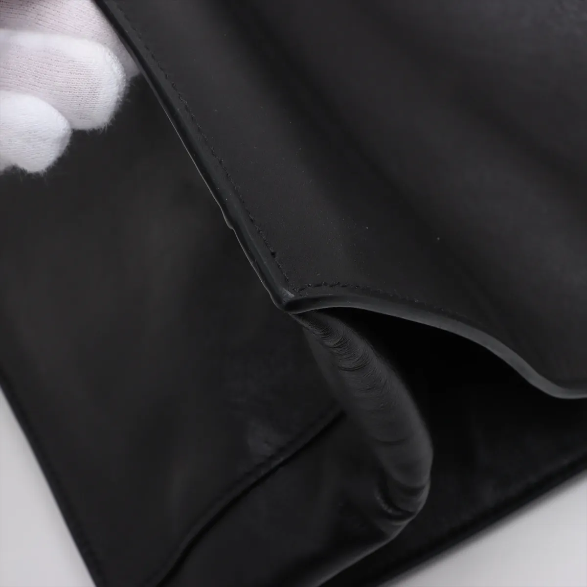 Rive Gauche Leather Tote Bag Black 686266 — view 12