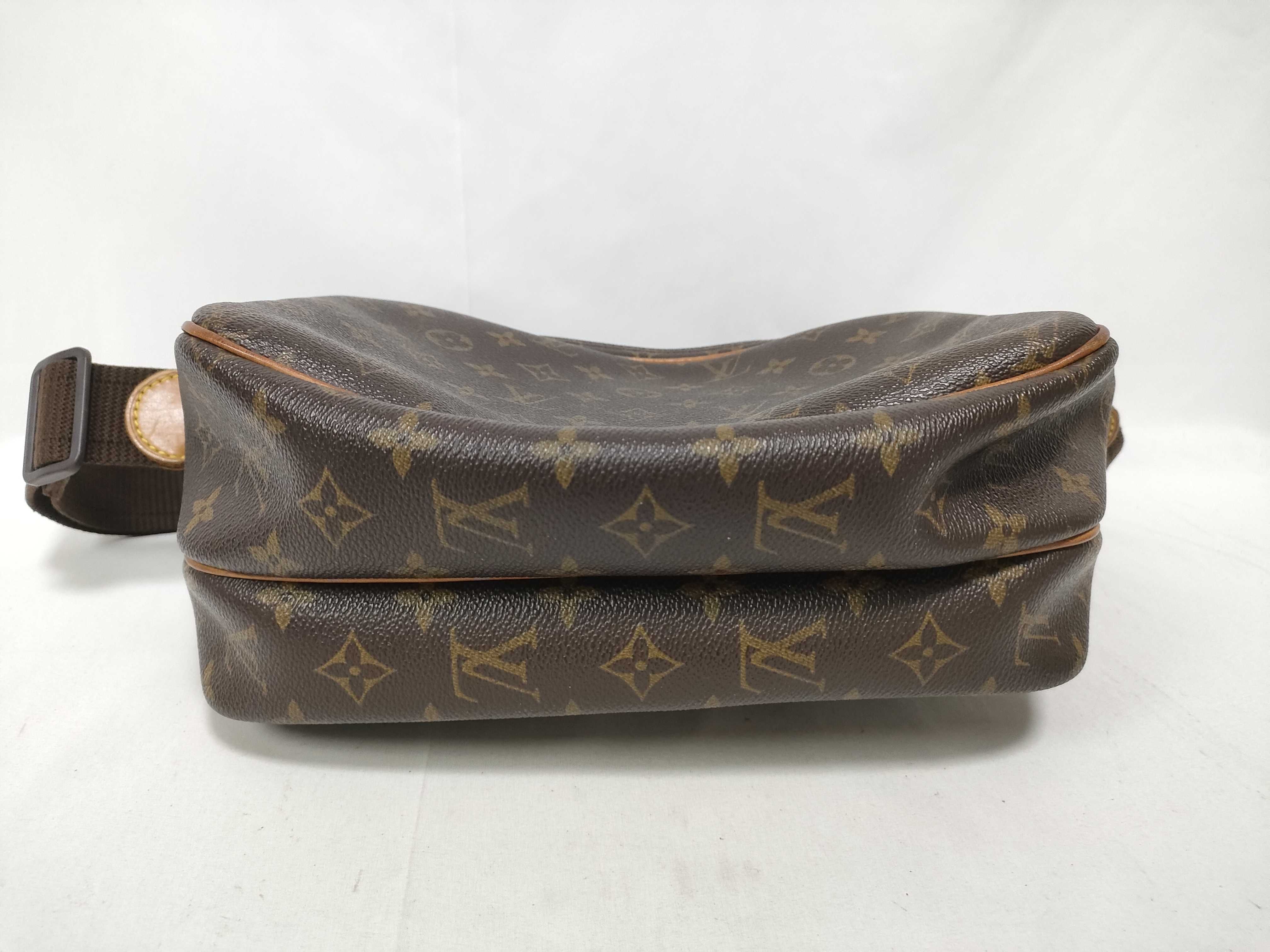 Monogram Louis Vuitton Monogram Reporter PM M45254 Shoulder Bag — view 3