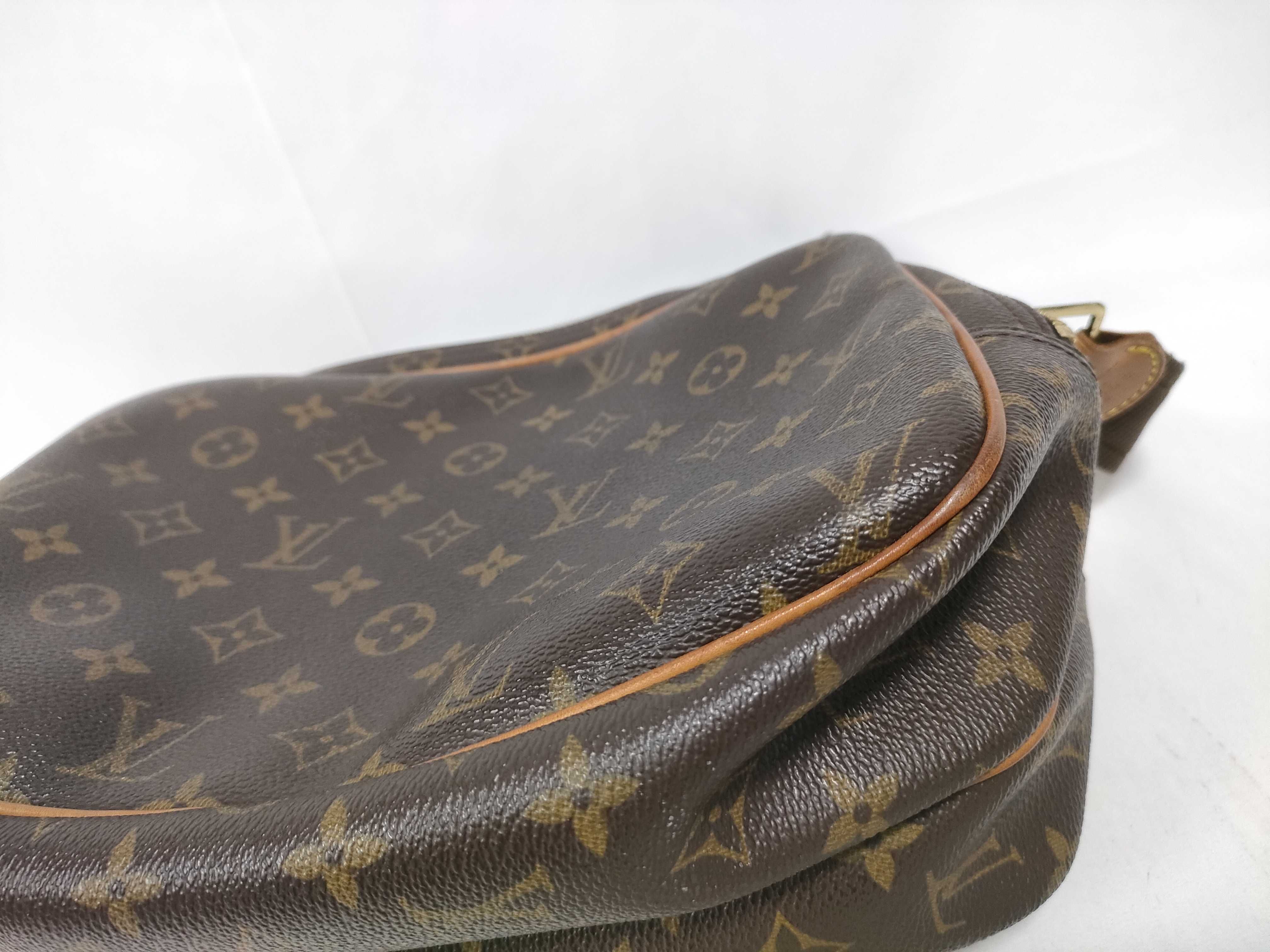 Monogram Louis Vuitton Monogram Reporter PM M45254 Shoulder Bag — view 4