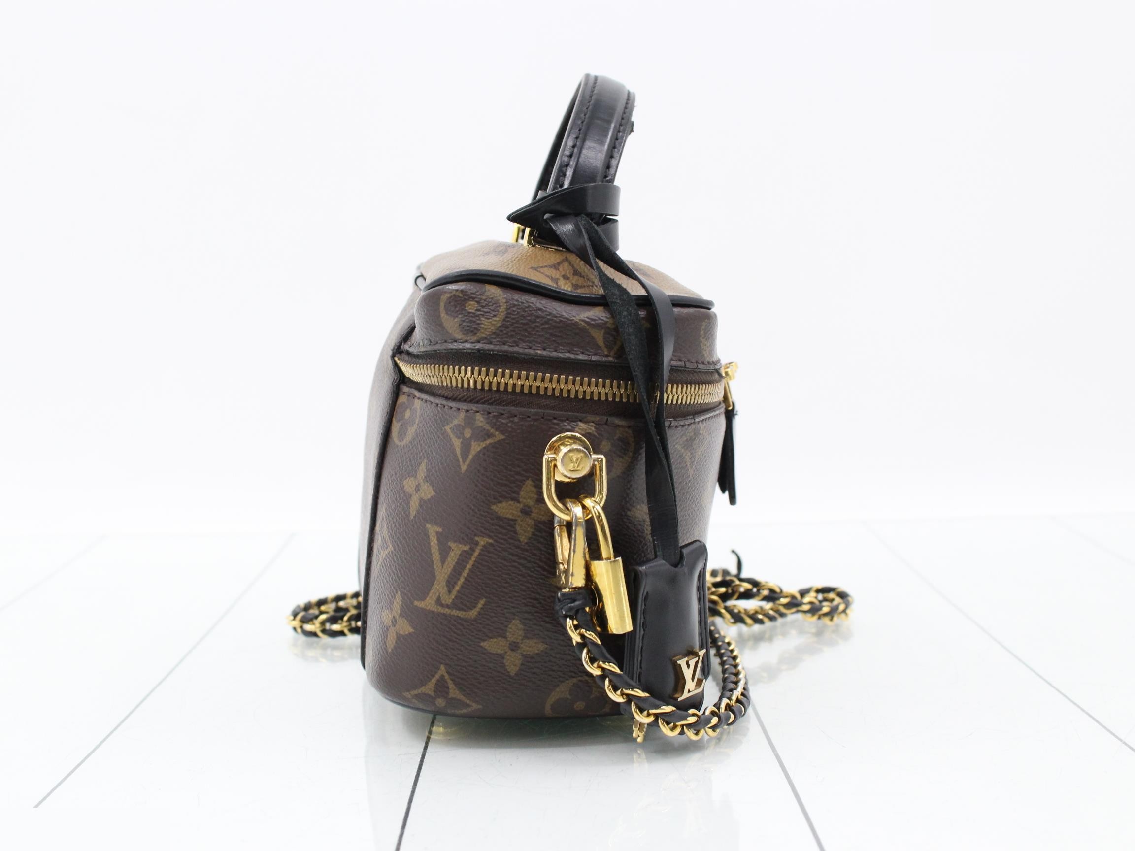 Monogram V handbag — view 4