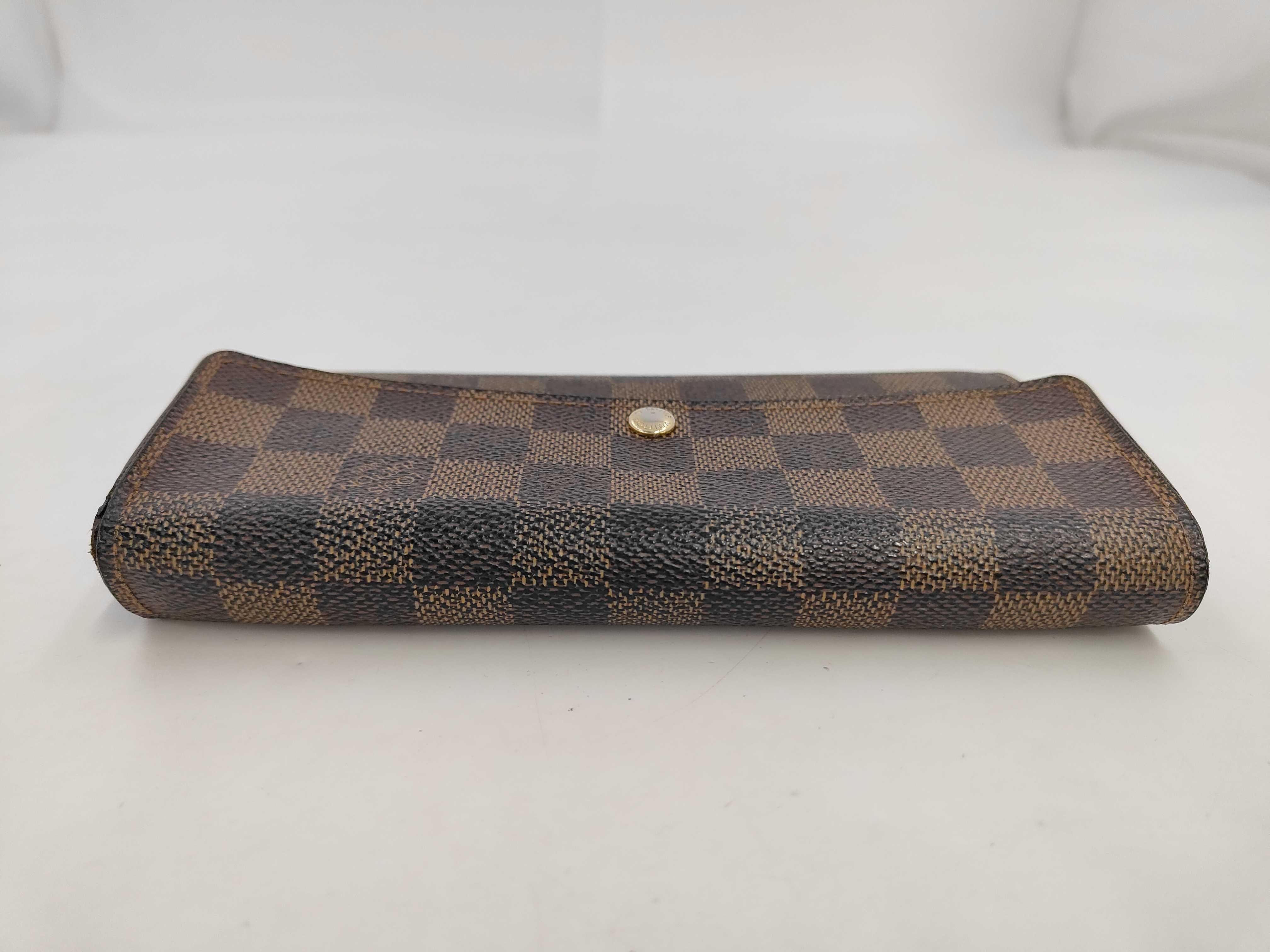 wallet — view 5