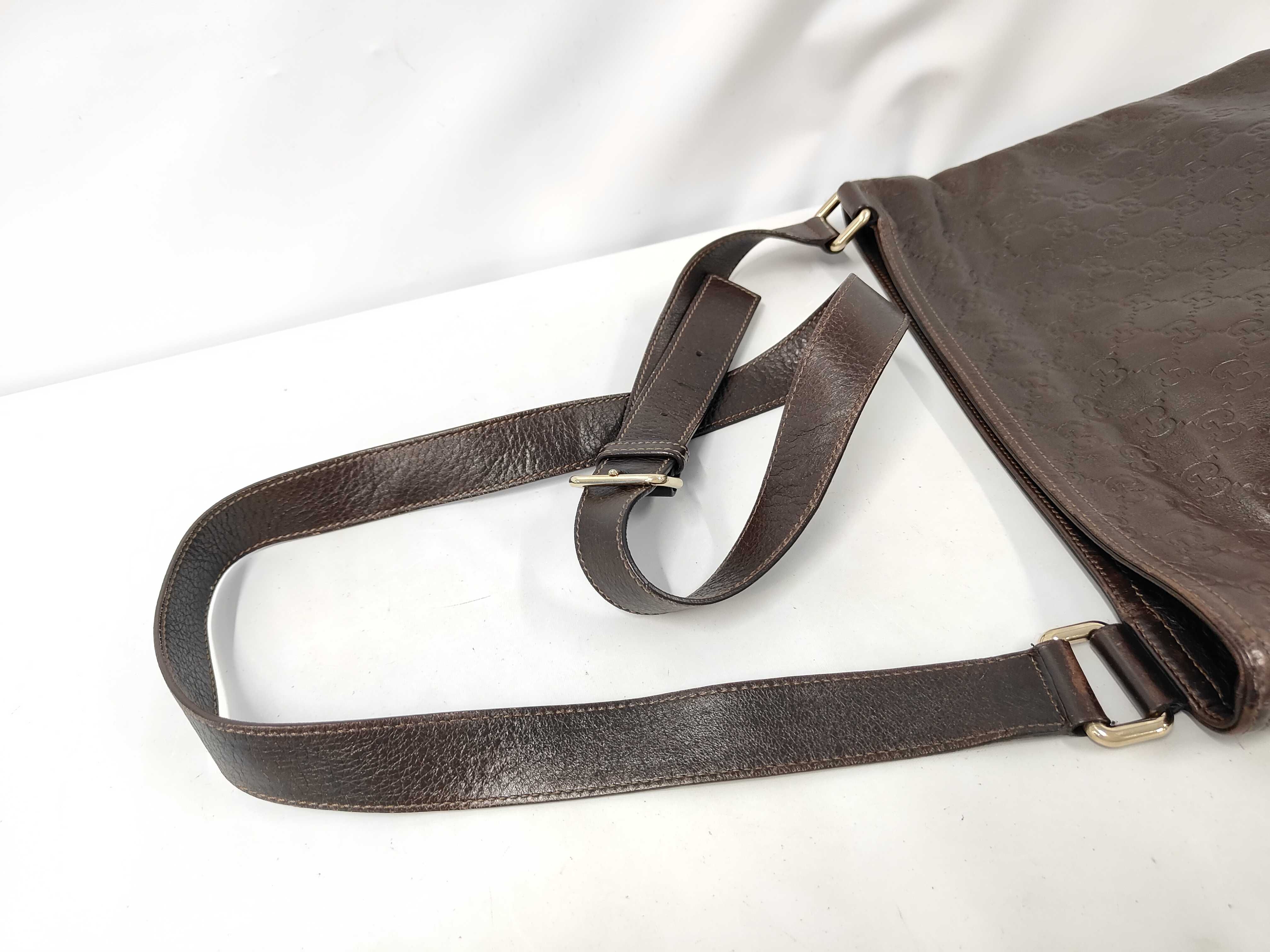 GG Shima Leather Shoulder Bag — view 5