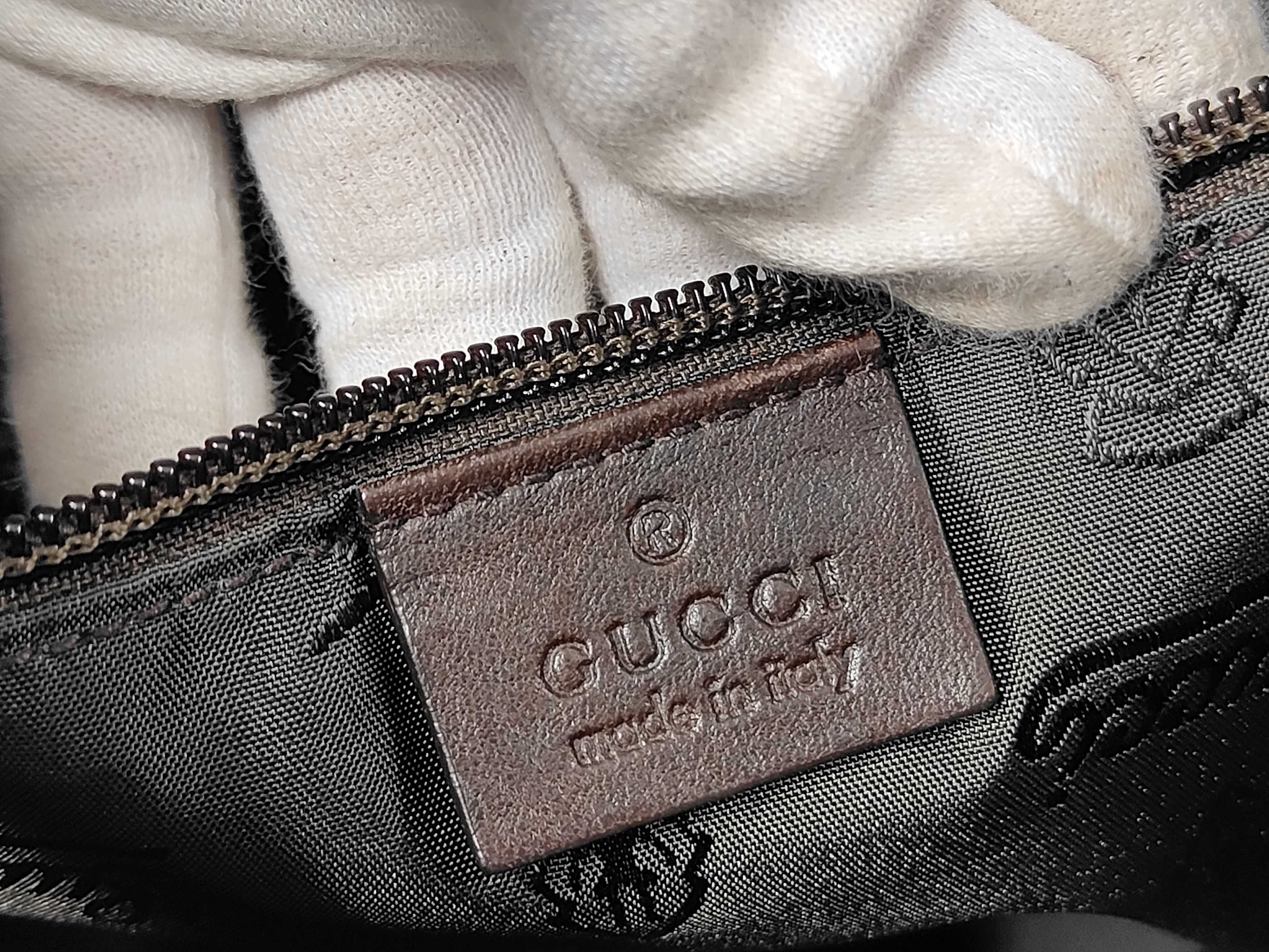GG Shima Leather Shoulder Bag — view 9