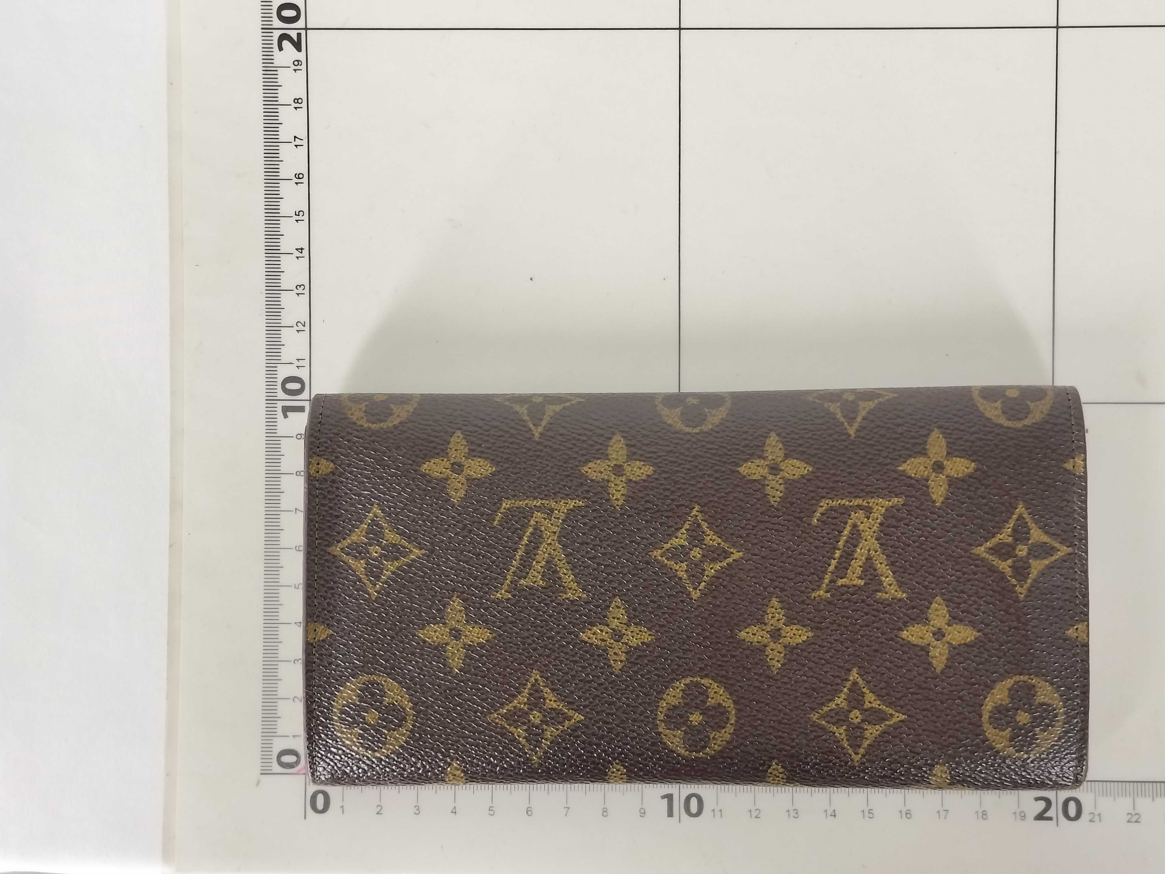 Monogram Portefeuille Sarah Wallet — view 2