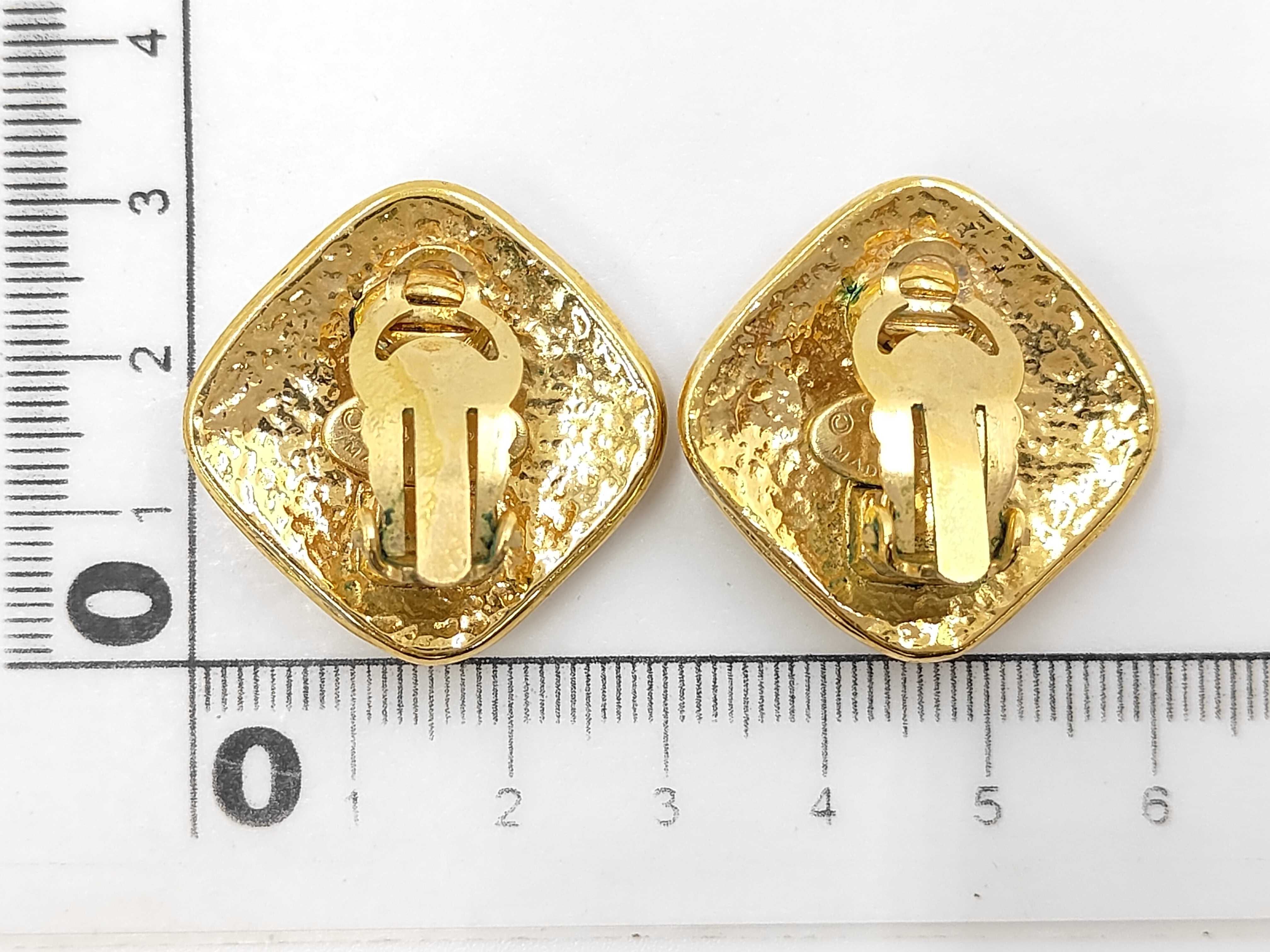 94P Earrings — view 3