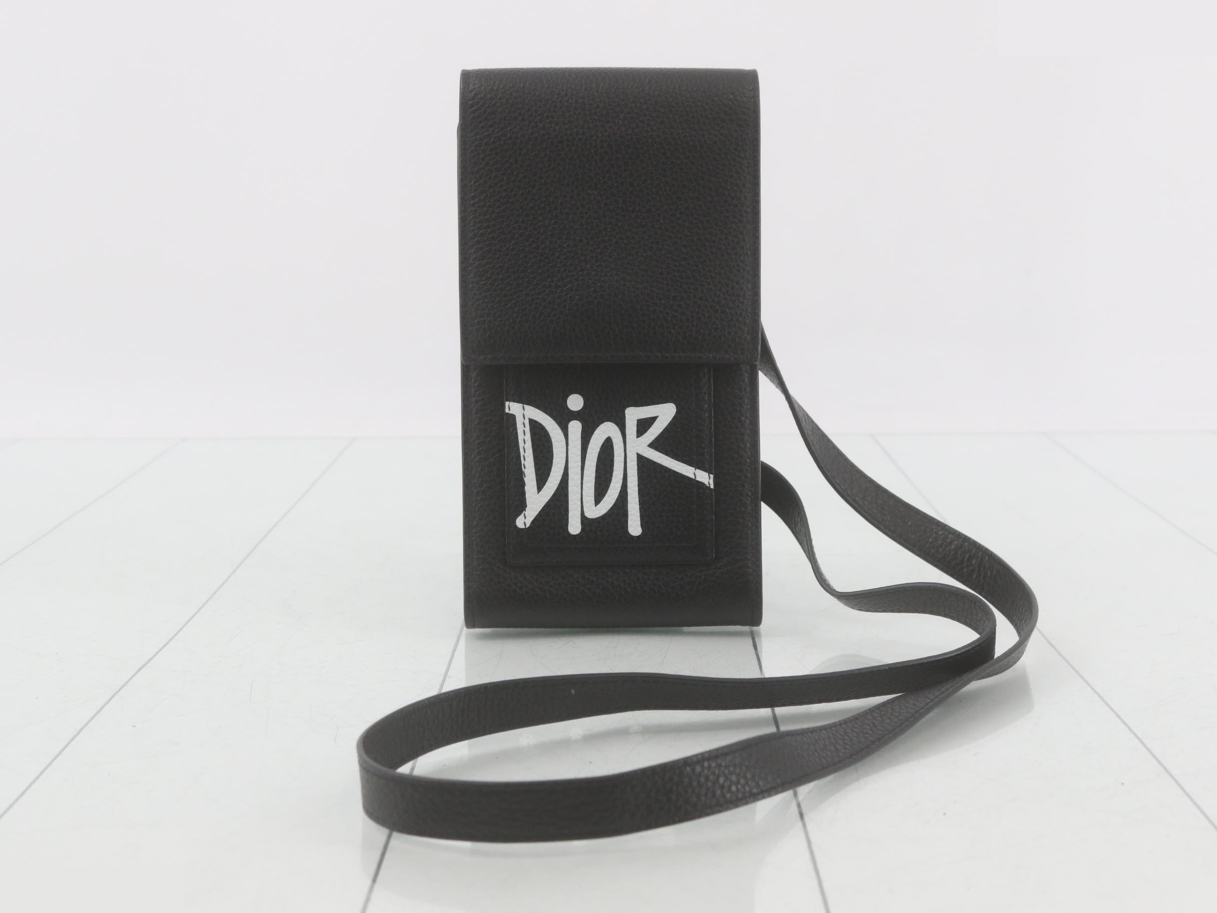 Stüssy collaboration leather shoulder case