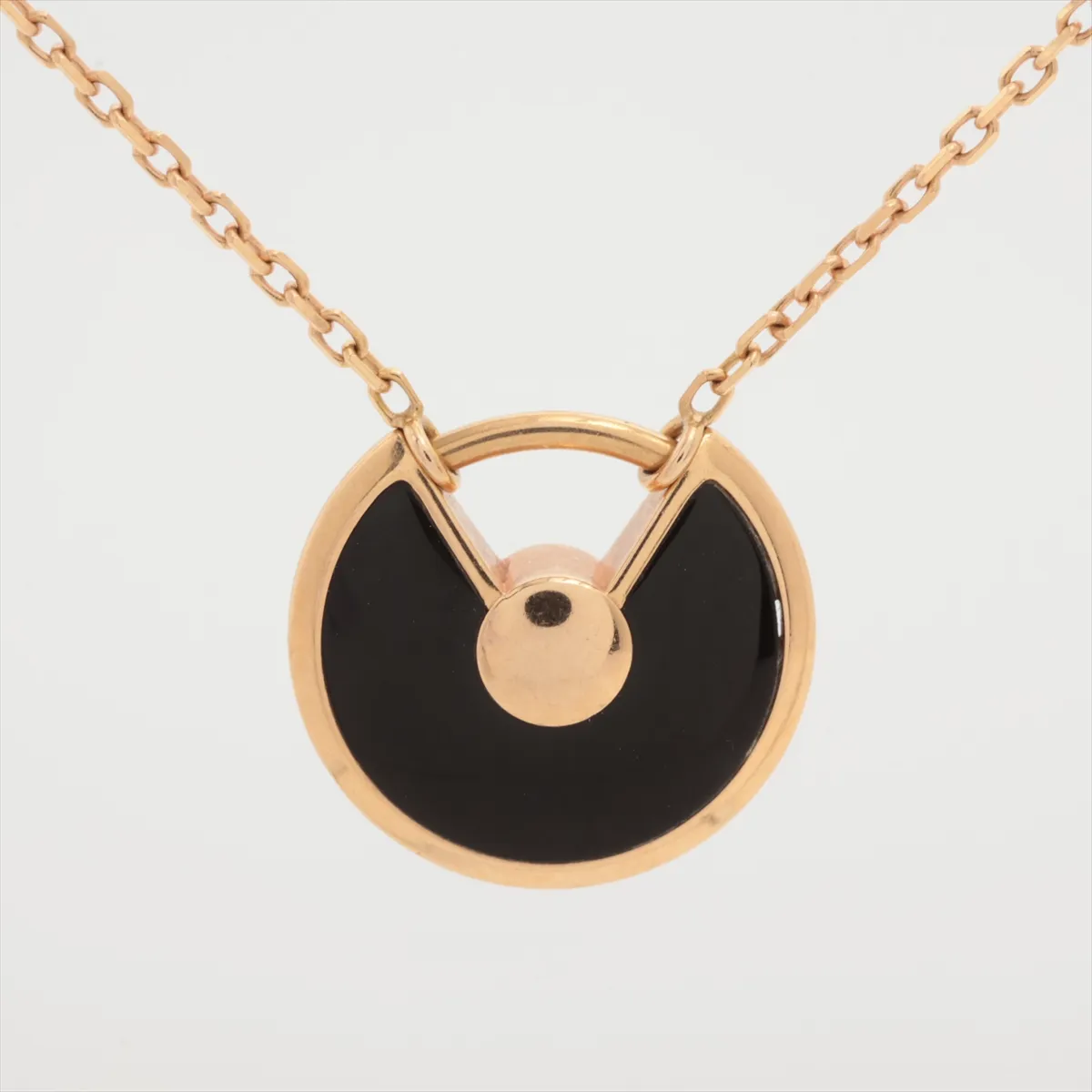 Amulette de Cartier Onyx Diamond Necklace 750 (PG) 3.0g LAJ356 (Onyx has — view 2
