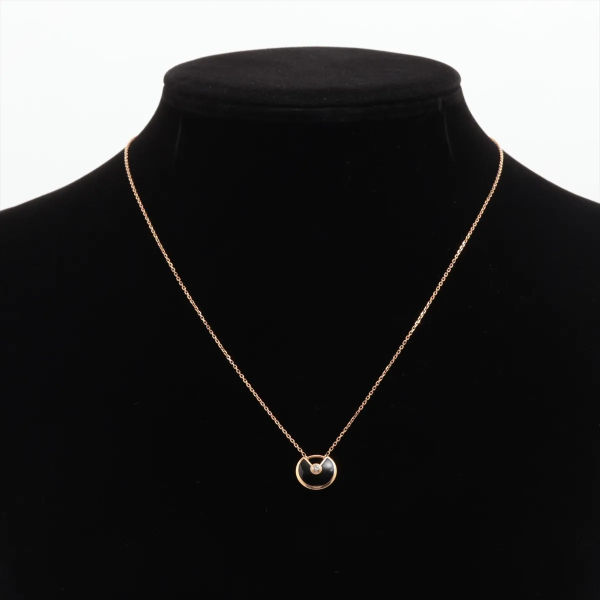 Amulette de Cartier Onyx Diamond Necklace 750 (PG) 3.0g LAJ356 (Onyx has — view 5