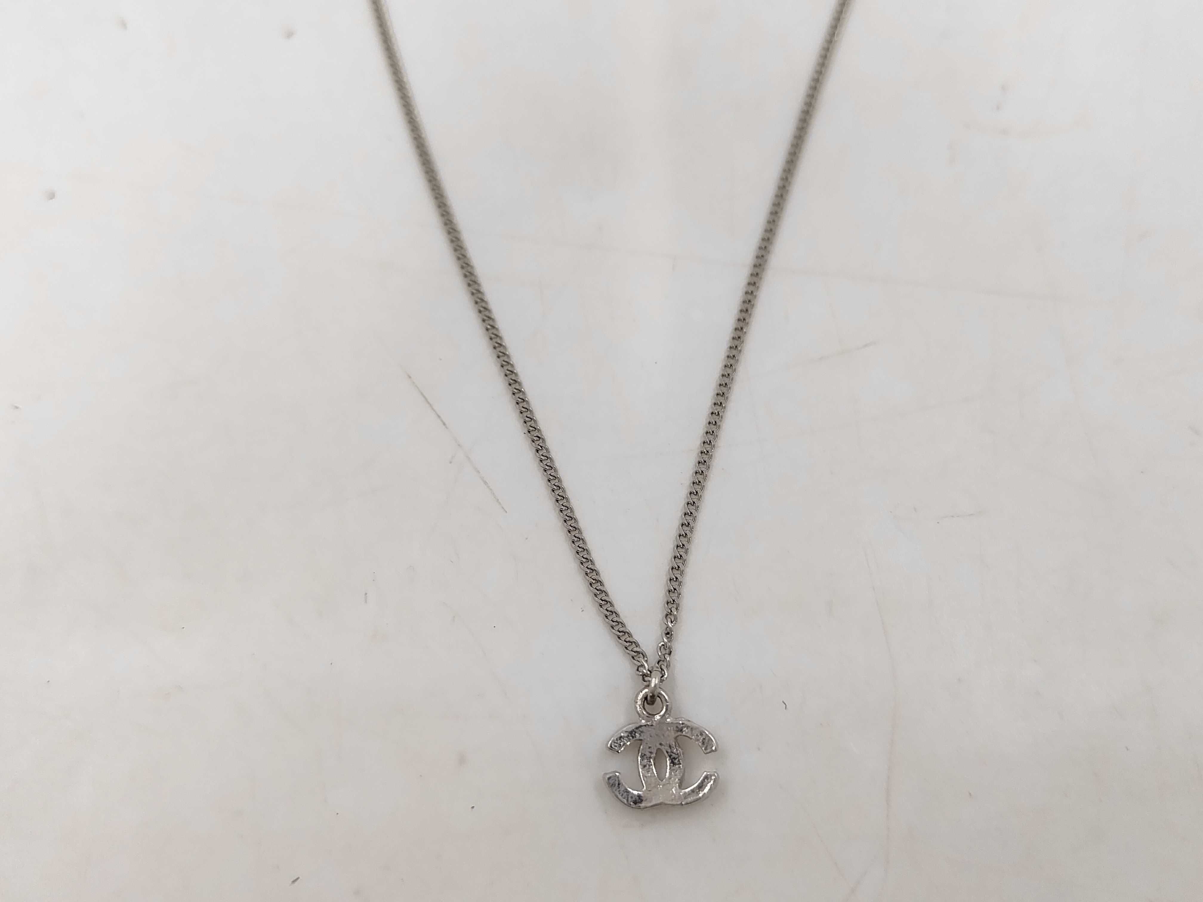 04F Coco Mark Necklace — view 2