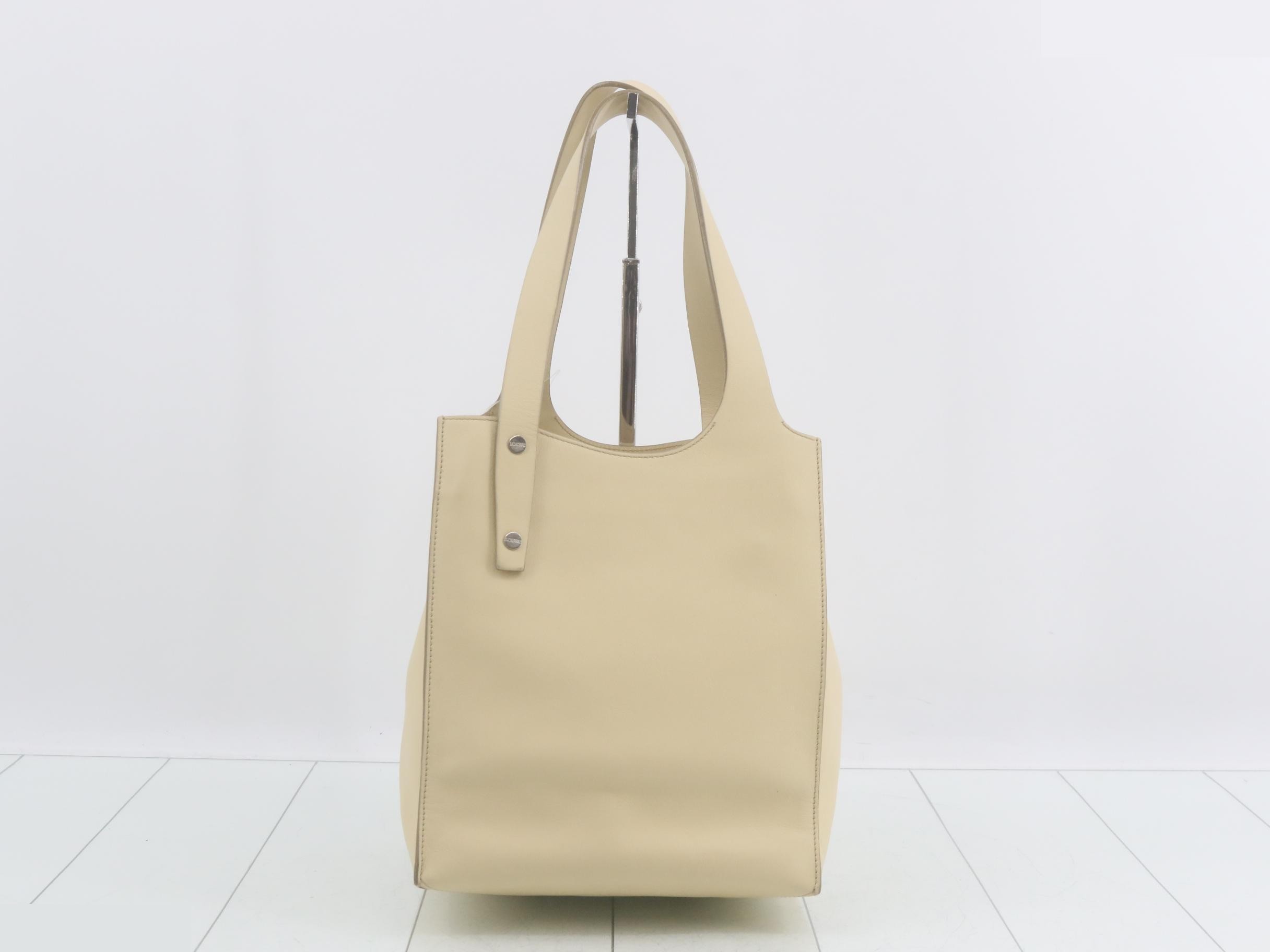handbag — view 2