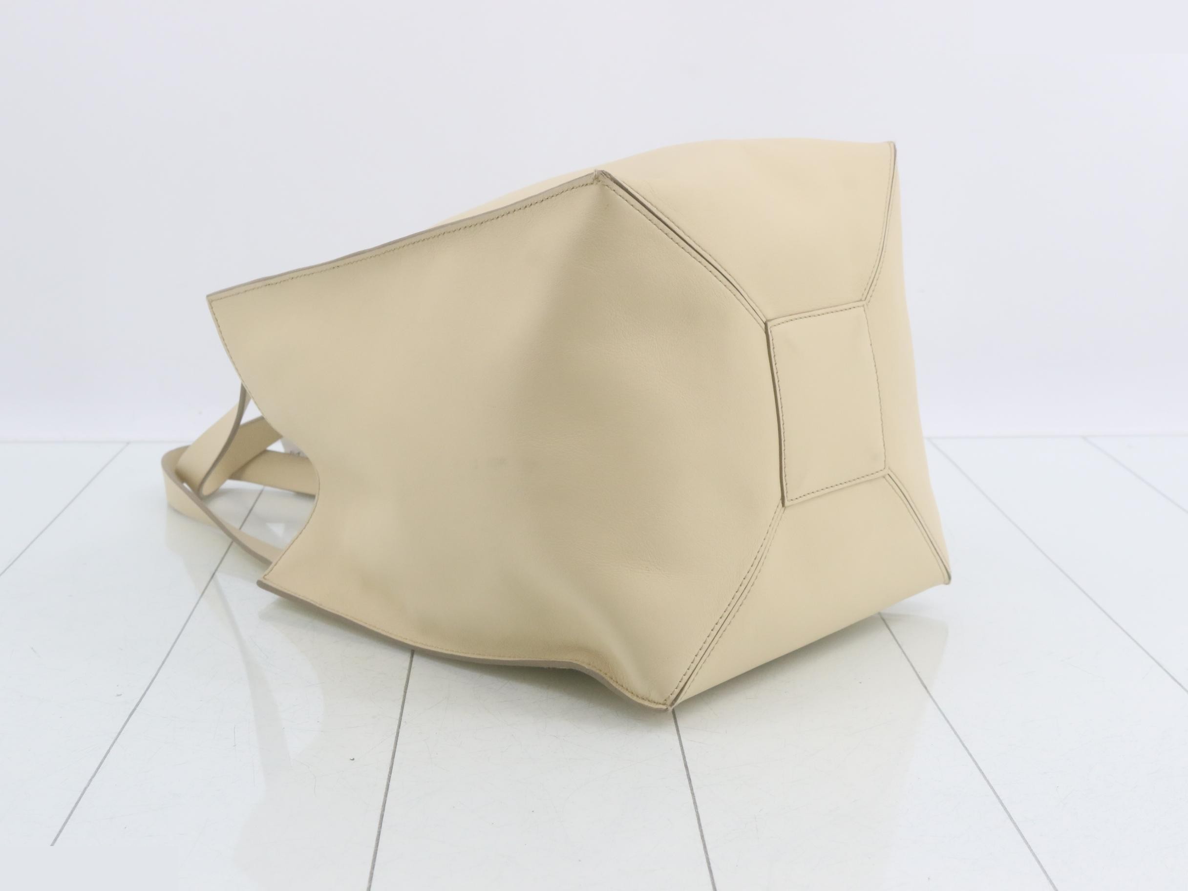 handbag — view 5