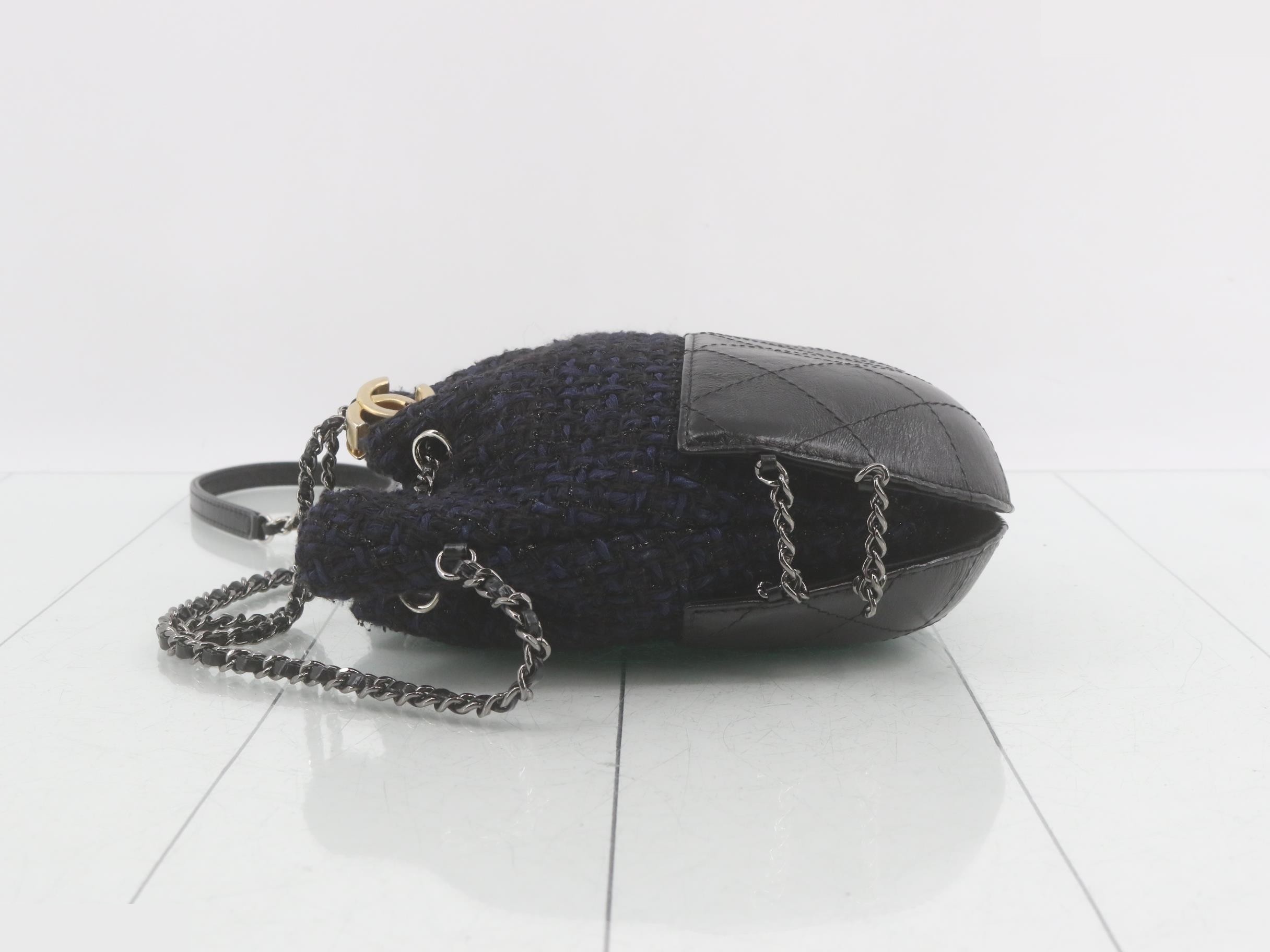 Gabrielle de Chanel Tweed x Leather Bucket Bag with Chain Shoulder Strap — view 4