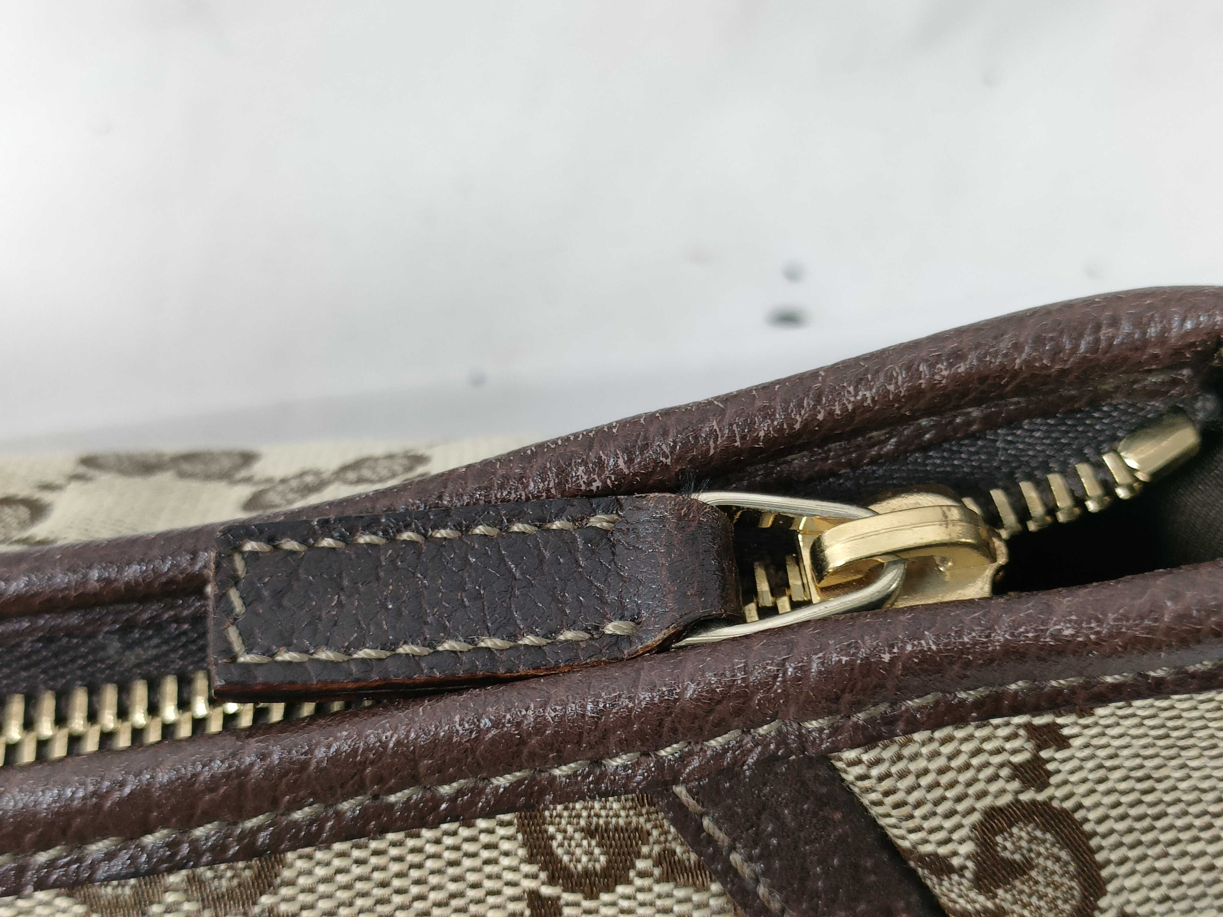 GG Canvas One-Shoulder Handbag 130939 — view 5