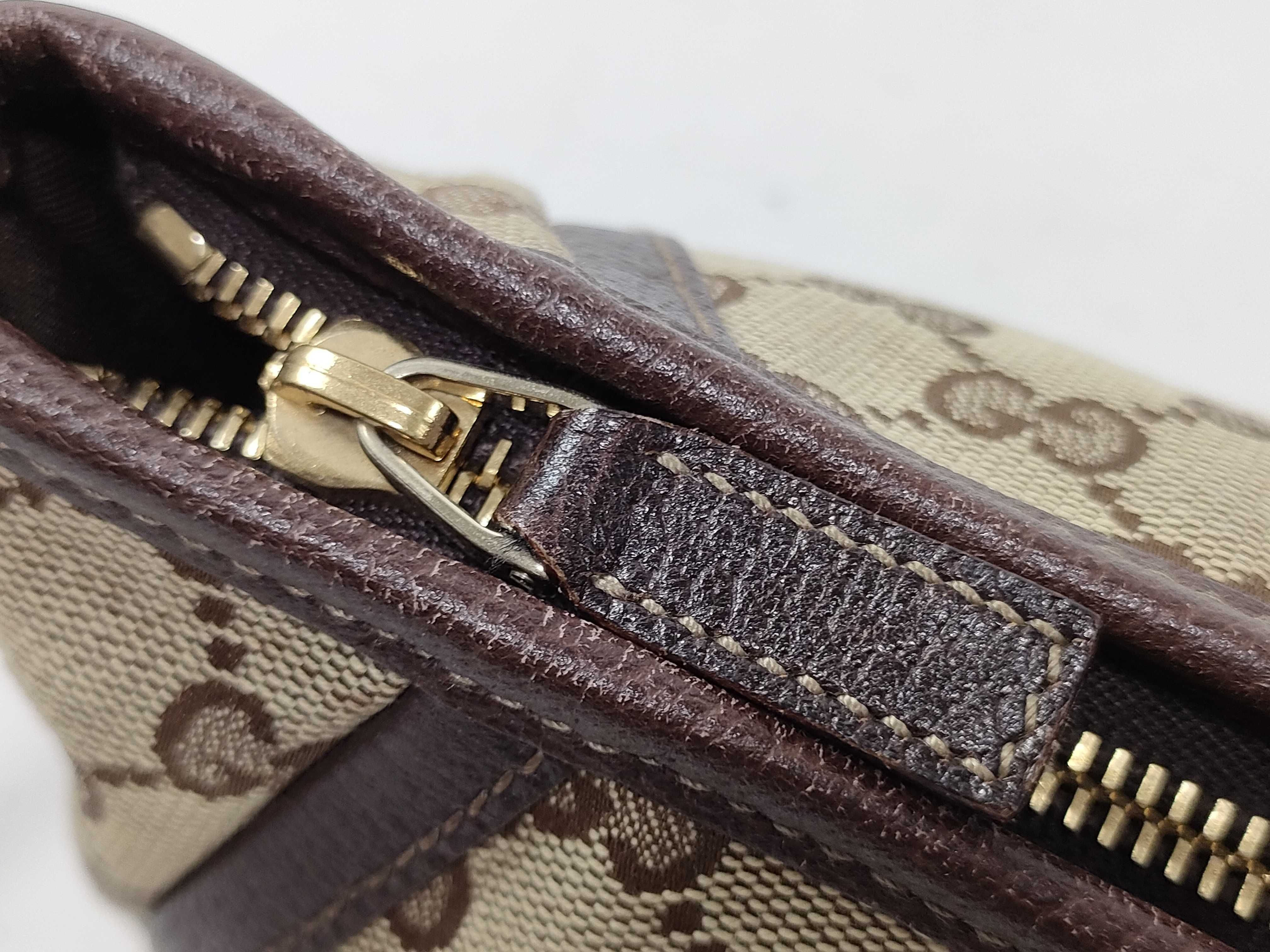 GG Canvas One-Shoulder Handbag 130939 — view 9