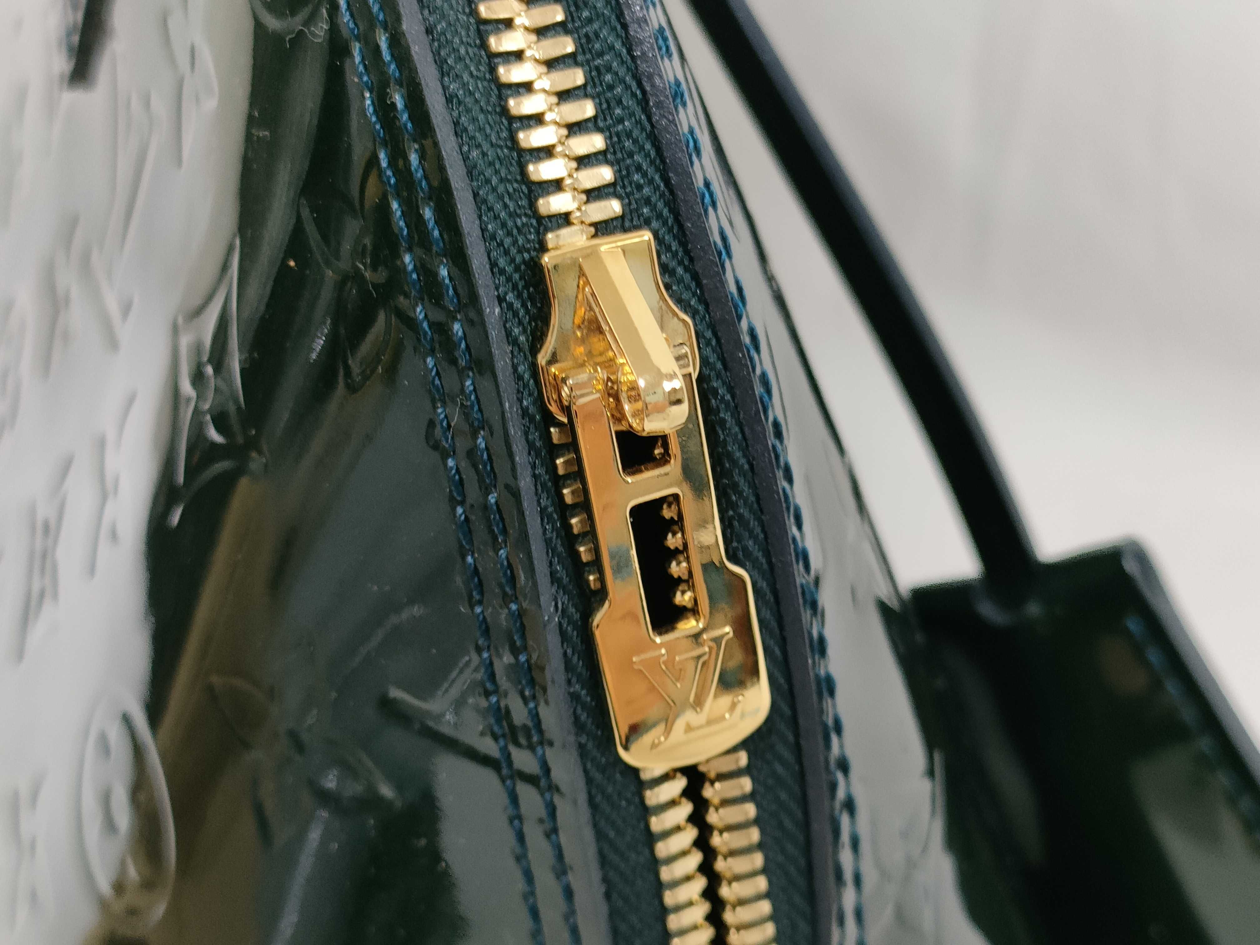 Vernis Alma PM M91612 MI4039 Green Handbag — view 6