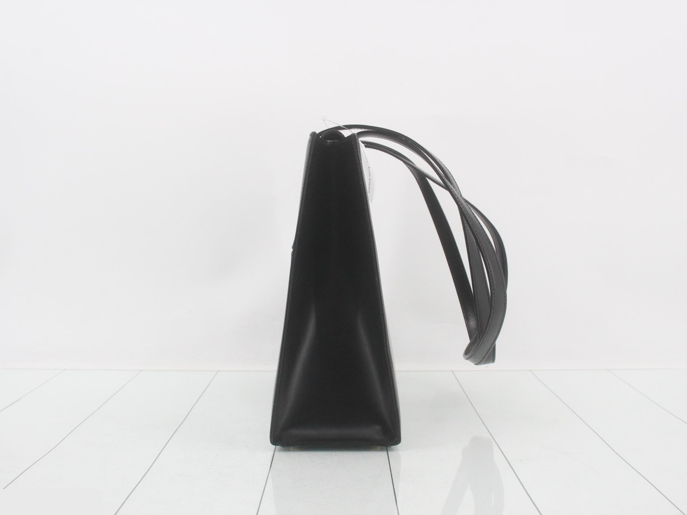 logo leather shoulder tote bag — view 3