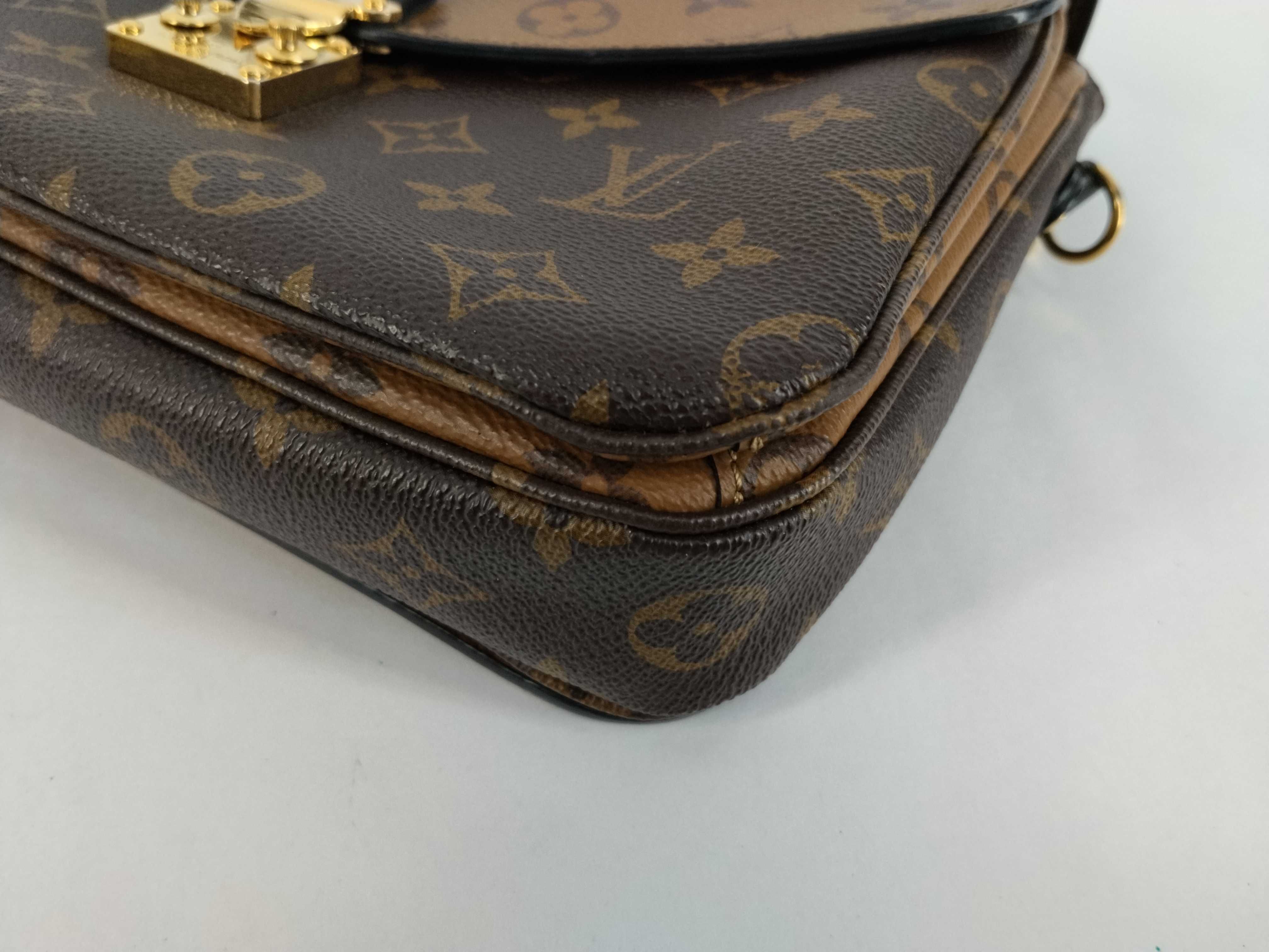 Monogram Louis Vuitton Message Shoulder Bag Handbag — view 6