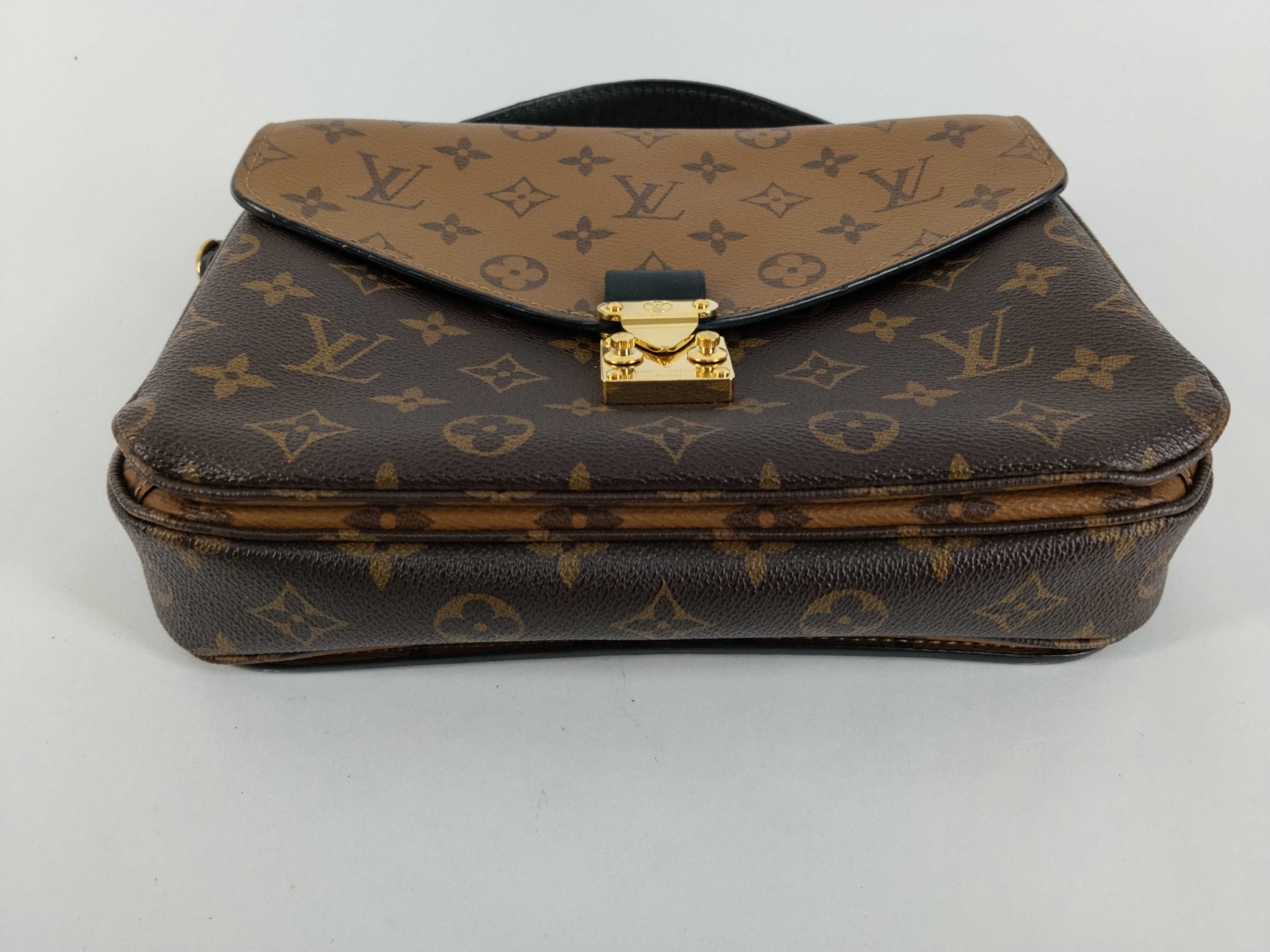 Monogram Louis Vuitton Message Shoulder Bag Handbag — view 7