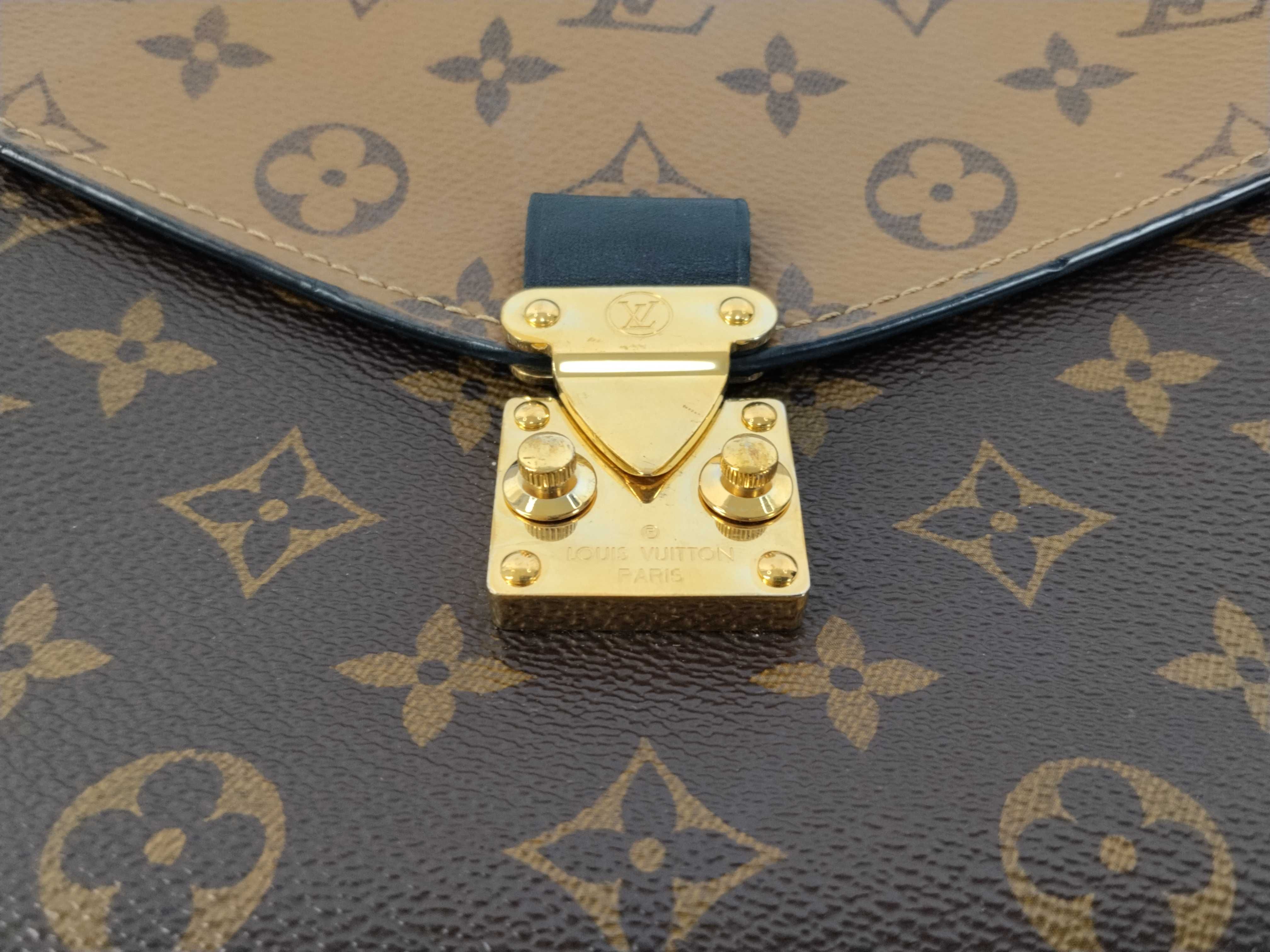 Monogram Louis Vuitton Message Shoulder Bag Handbag — view 8
