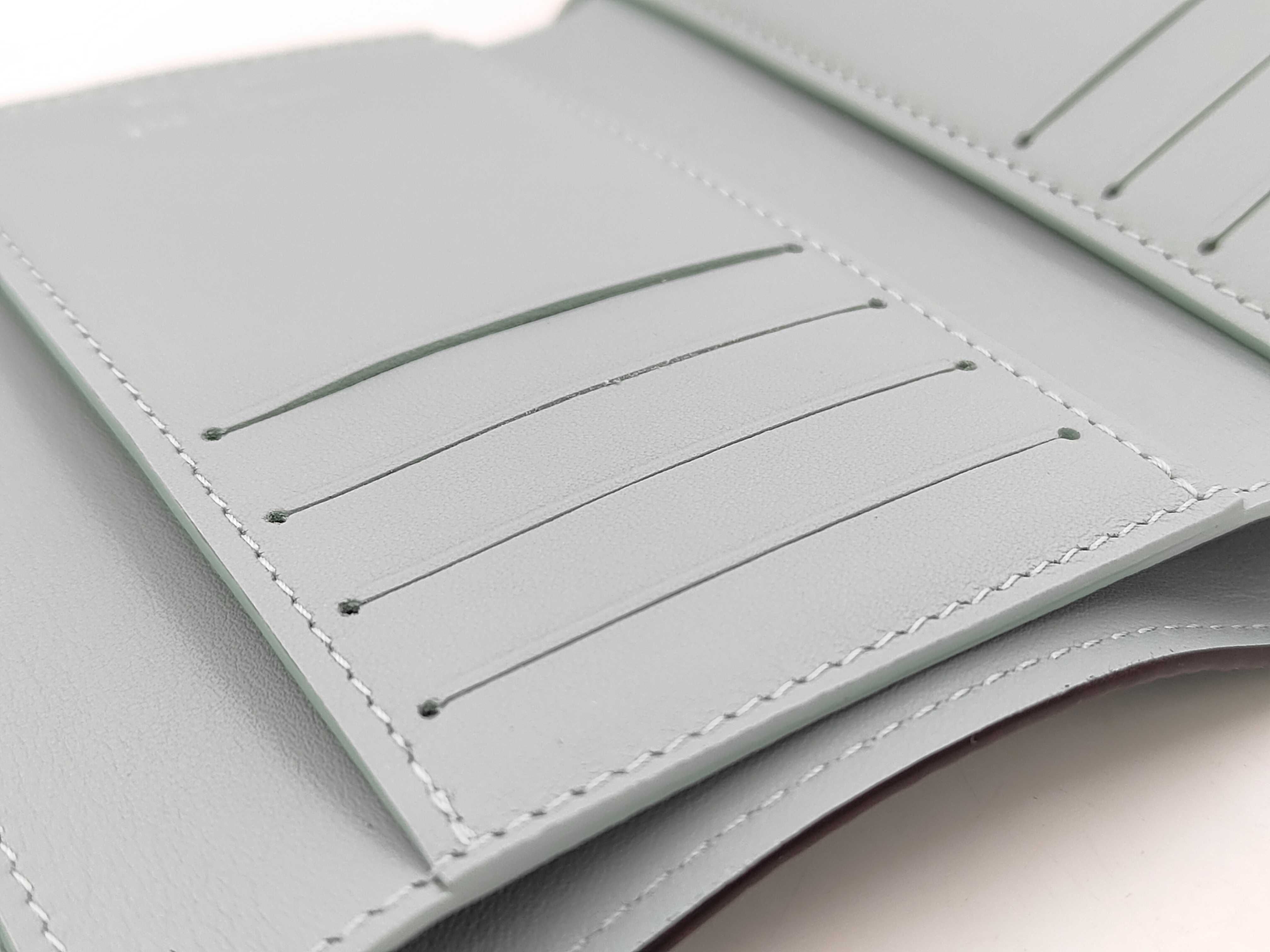 Capucines Tri-fold Wallet, Retail Price: ¥260,700 — view 8