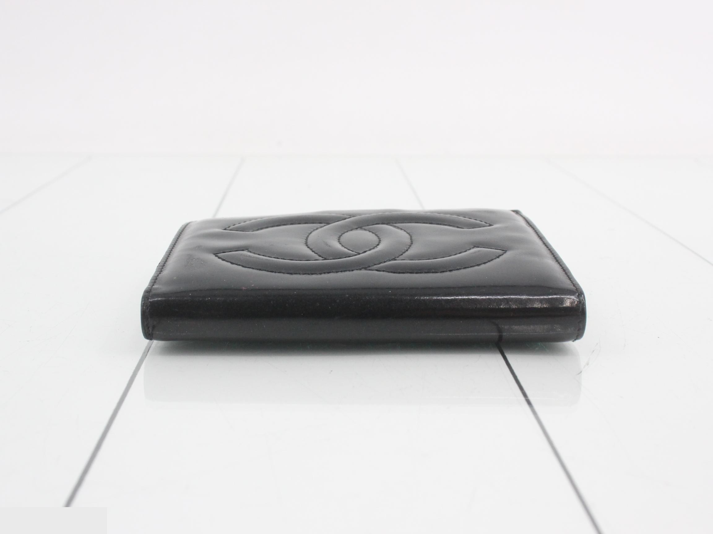 Enamel folding wallet — view 3