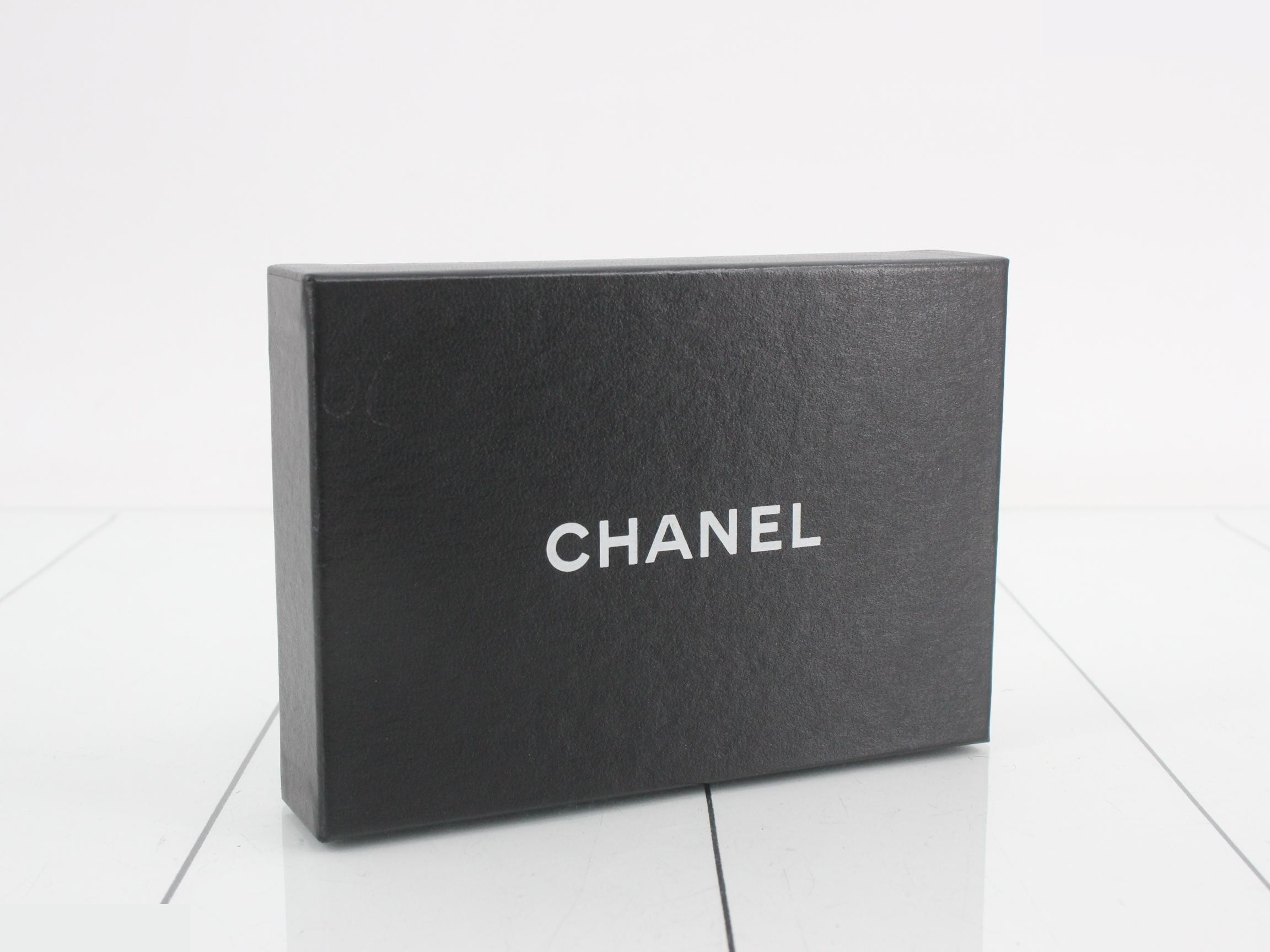 Enamel folding wallet — view 5