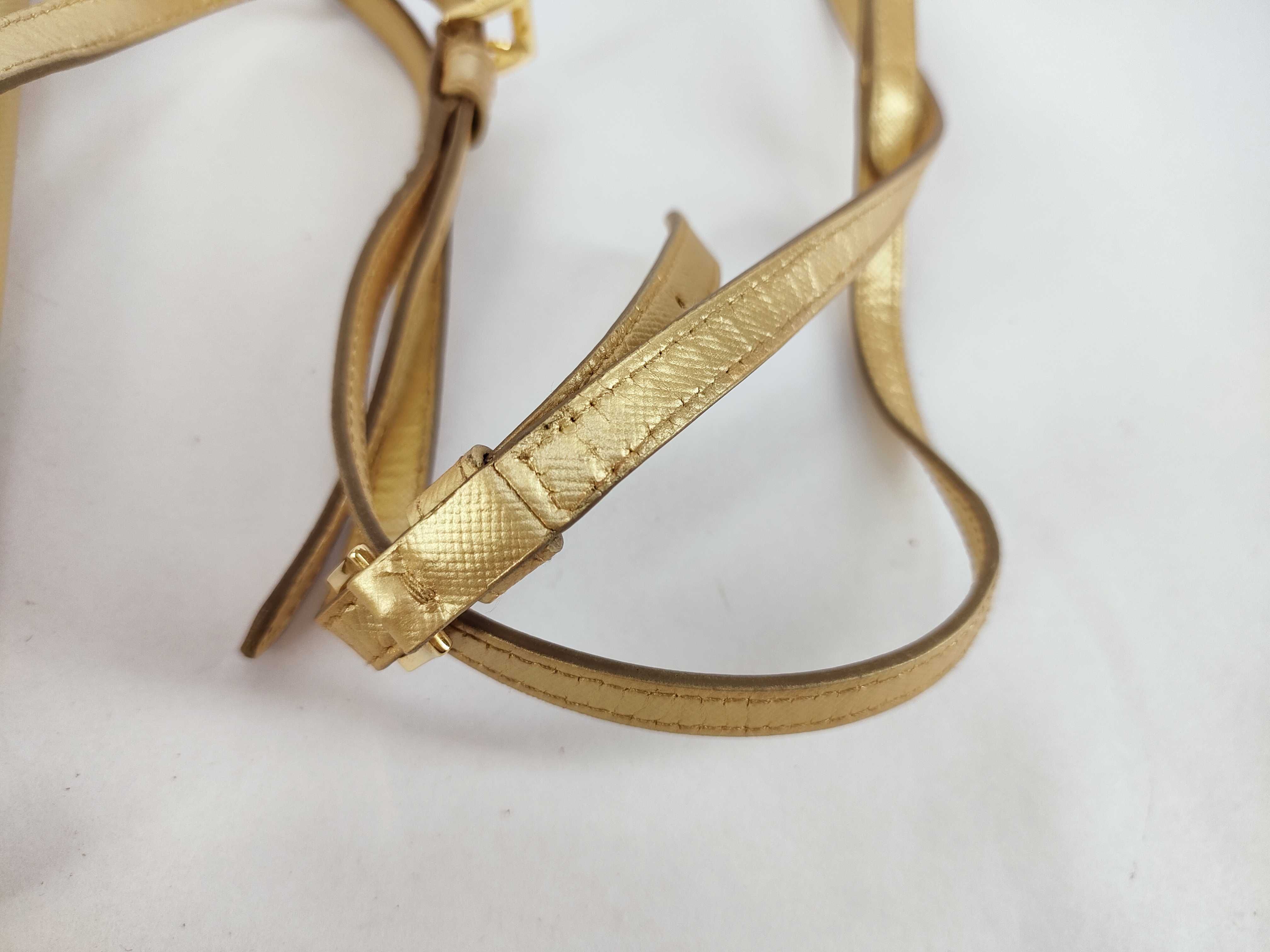WOC Gold Shoulder Bag — view 4