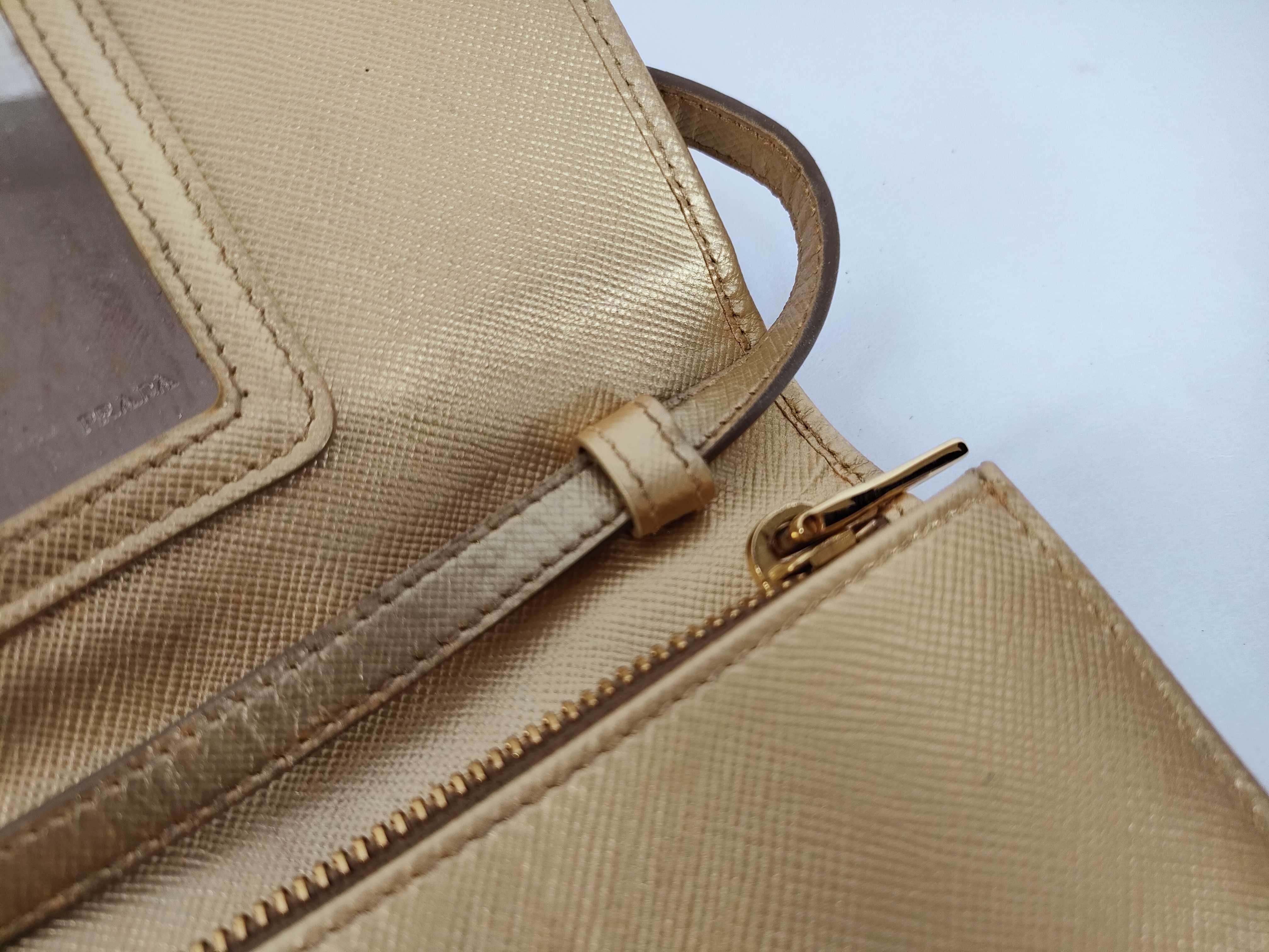 WOC Gold Shoulder Bag — view 8