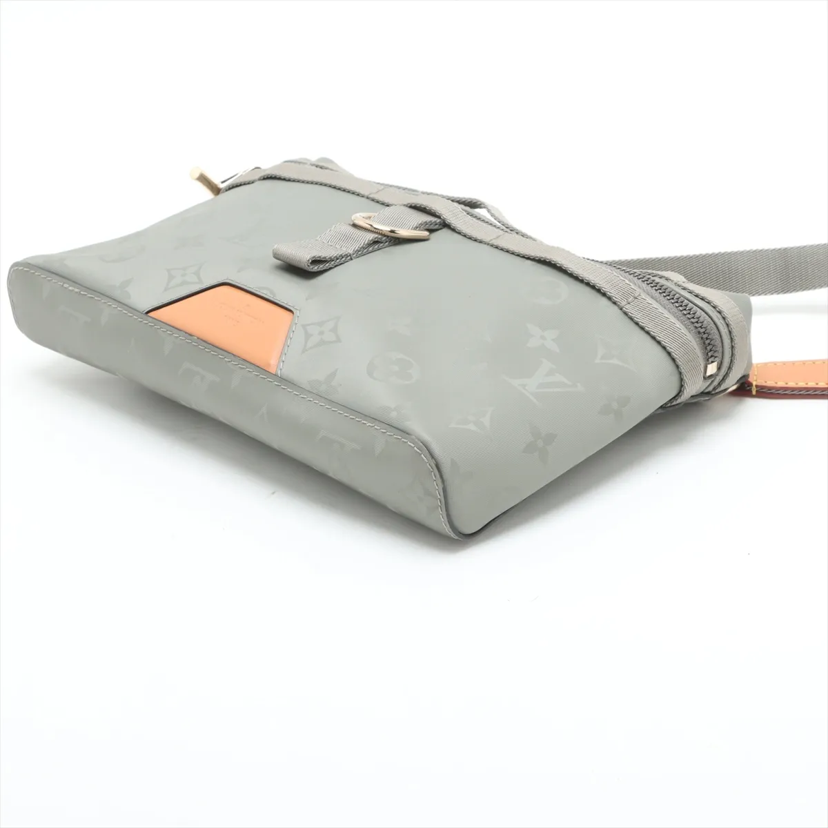 Monogram Titanium Messenger PM M43889 PL2128 Khaki x Brown — view 3