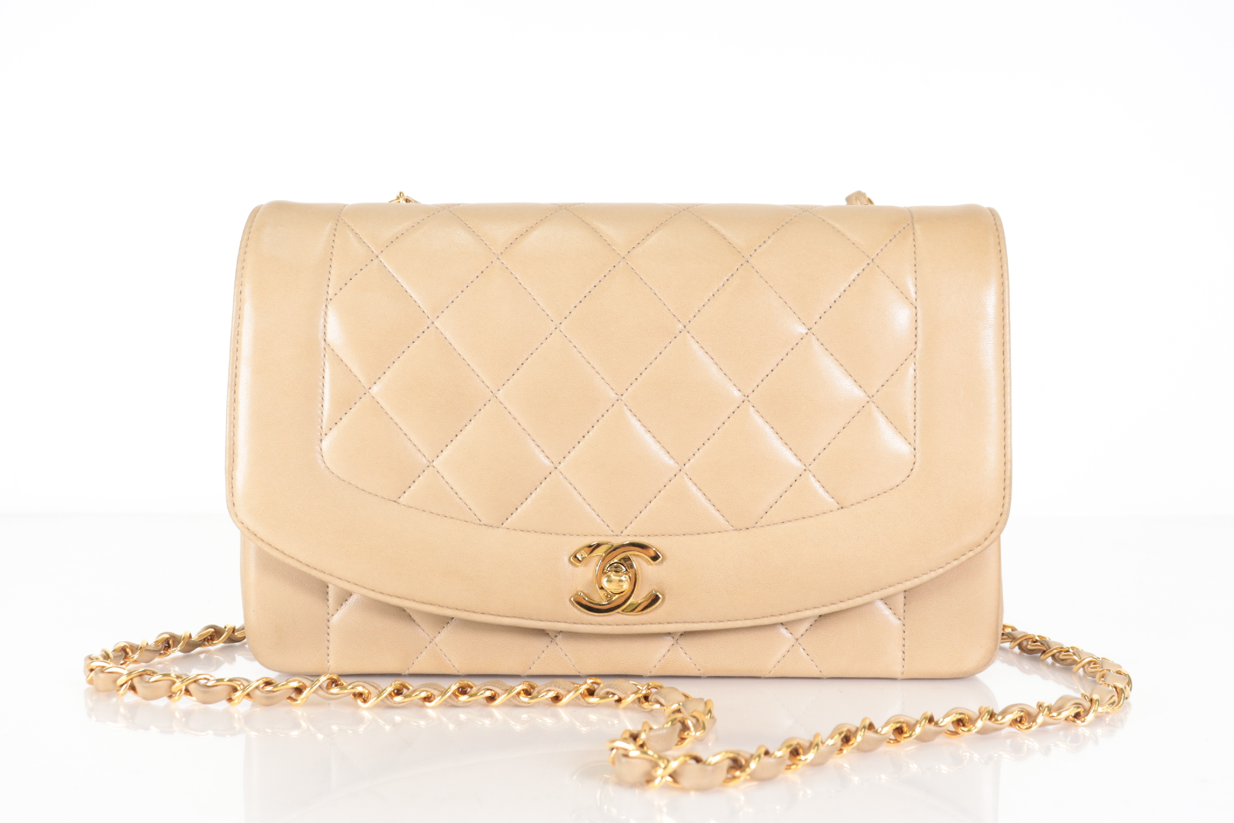 Diana 25 Lambskin Beige Shoulder Bag (Serial No. 3) — view 2