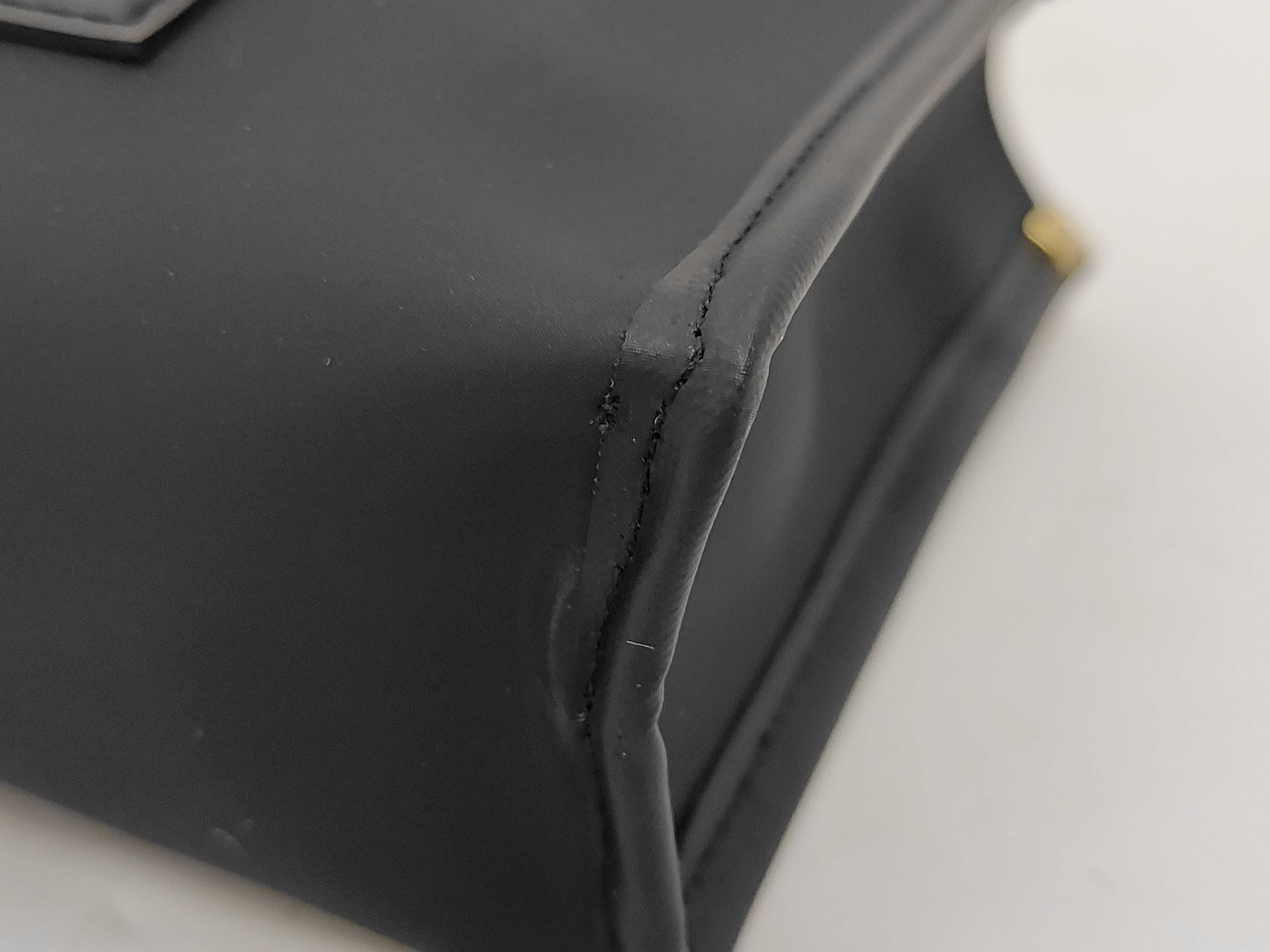handbag — view 4