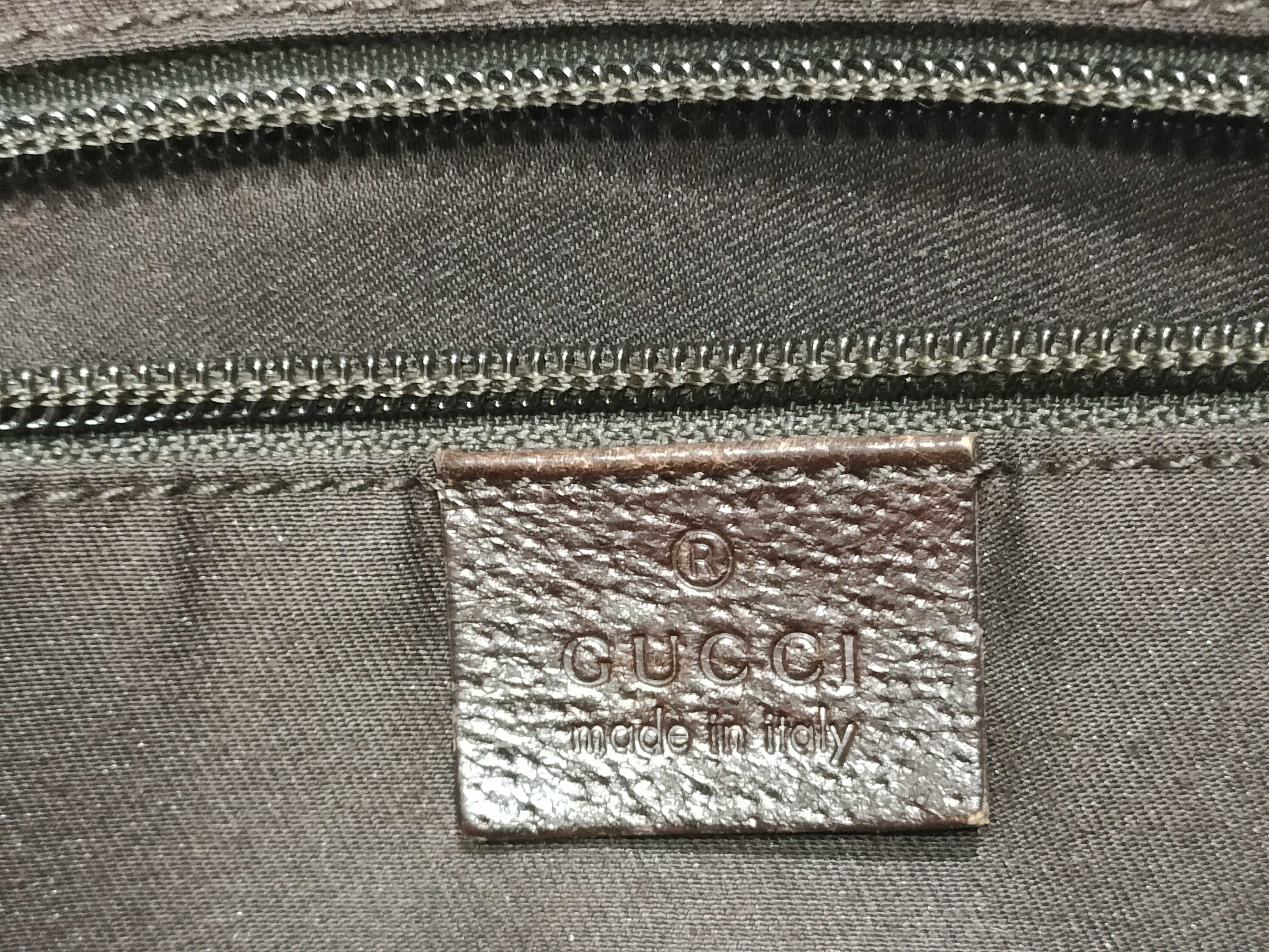122790 GG Canvas Shoulder Bag — view 11