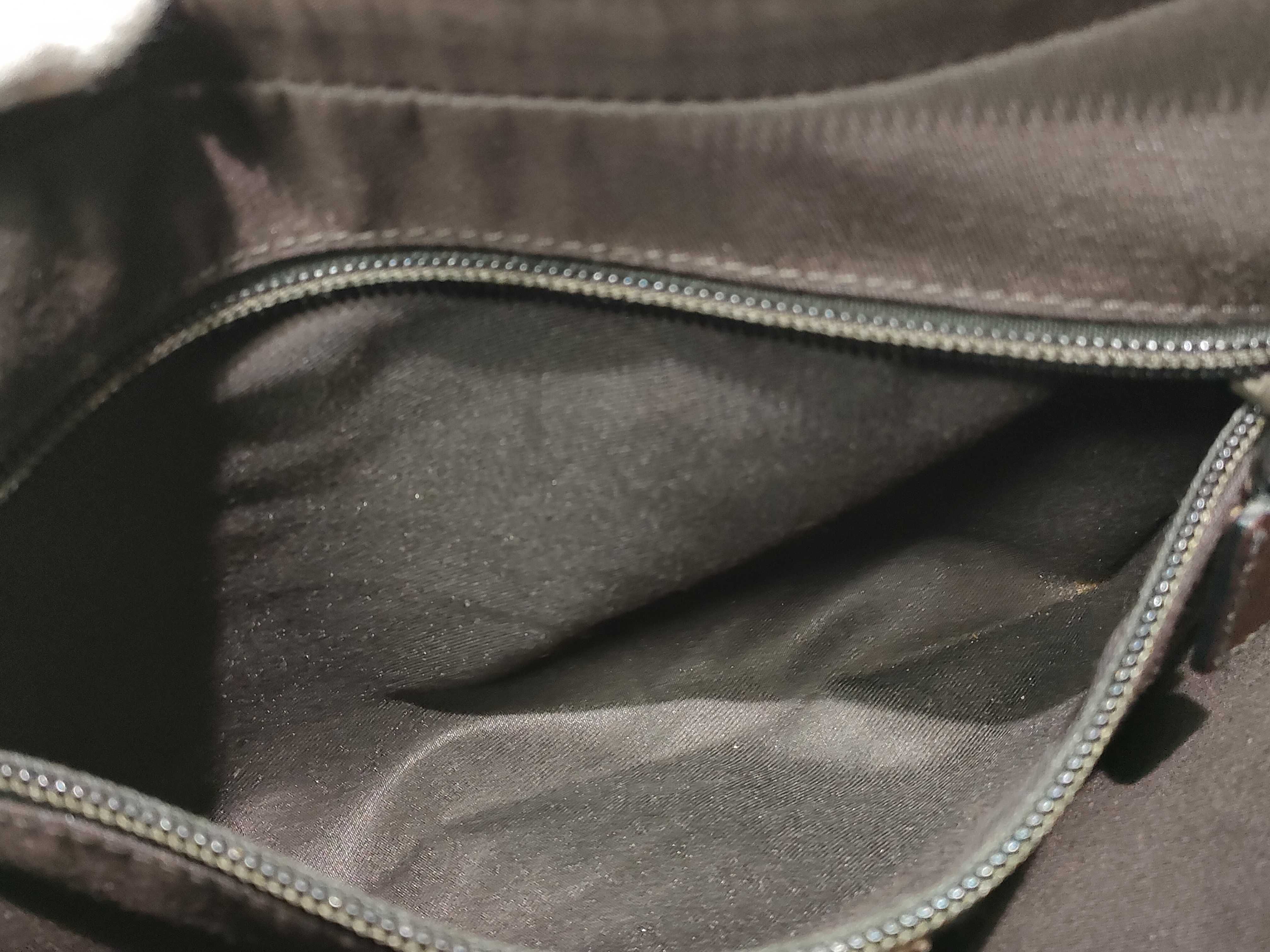 122790 GG Canvas Shoulder Bag — view 10